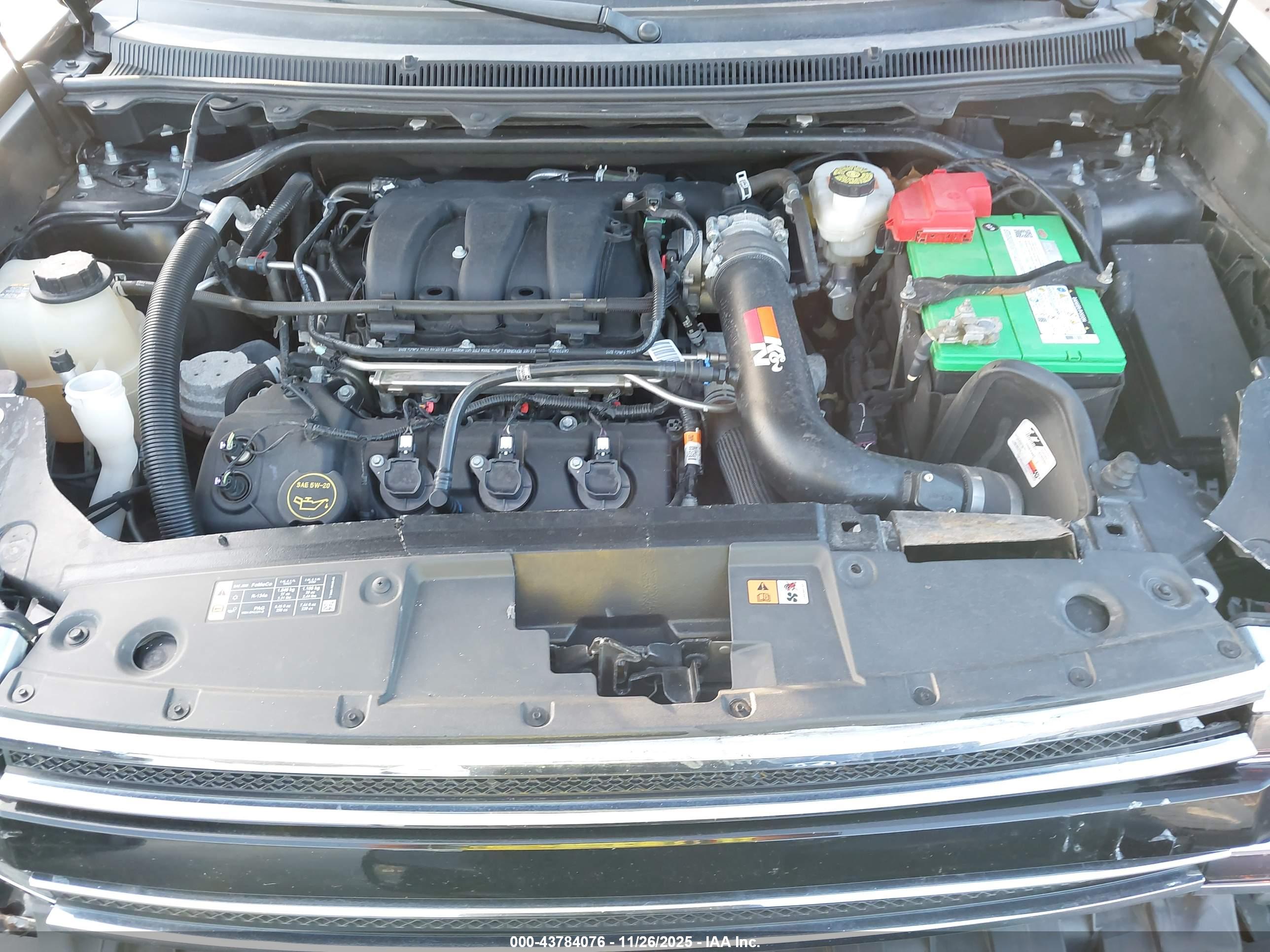 FORD FLEX image 10