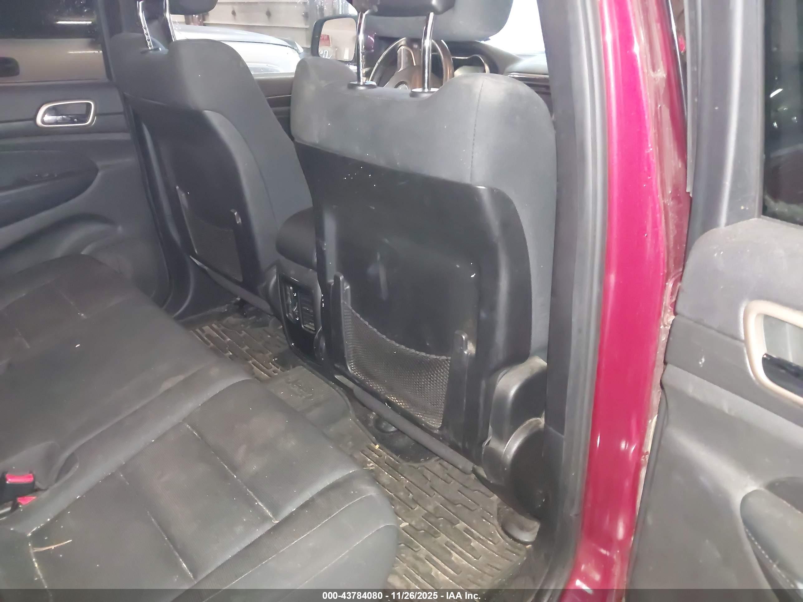 JEEP GRAND image 8