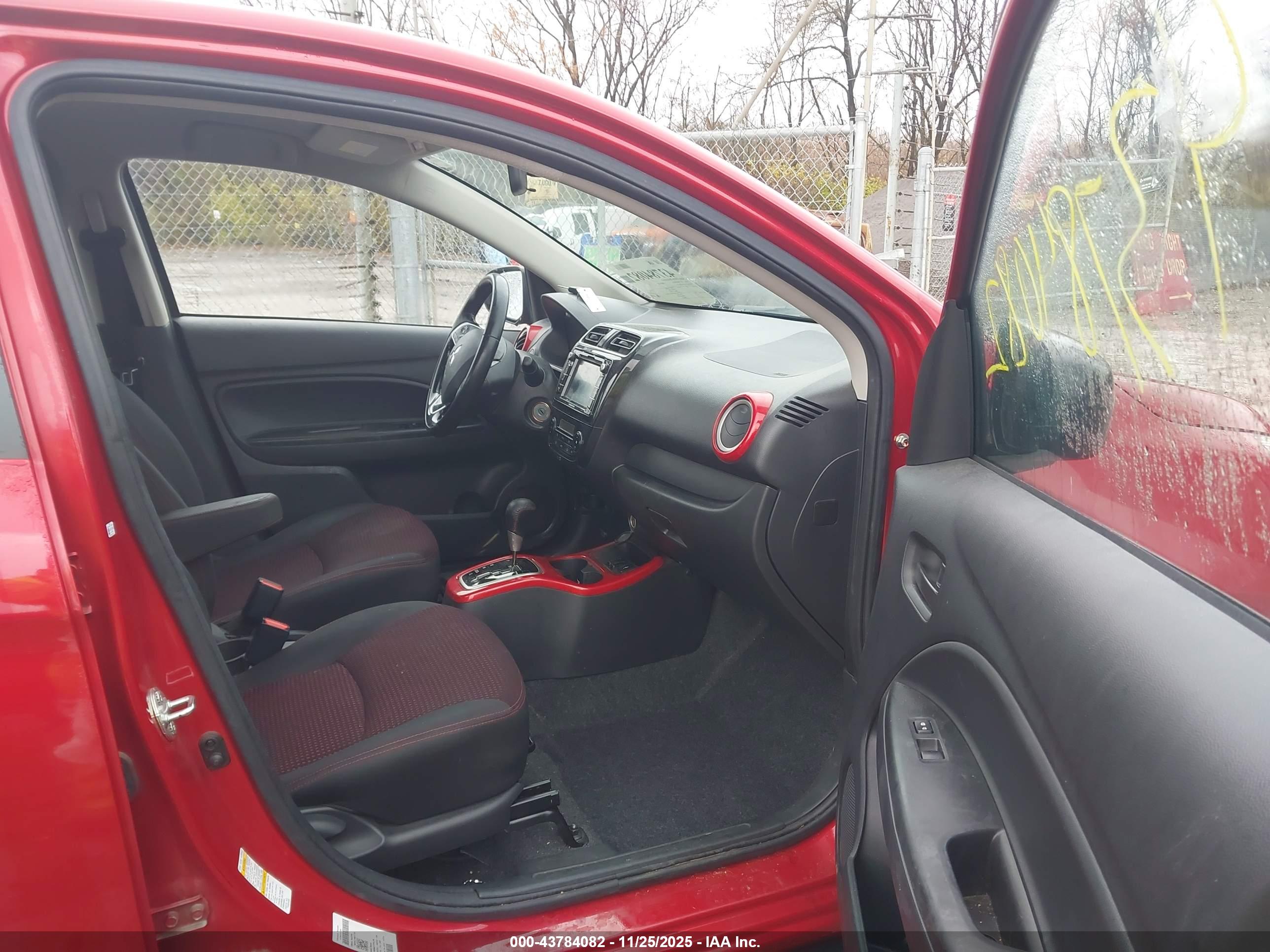 MITSUBISHI MIRAGE image 5