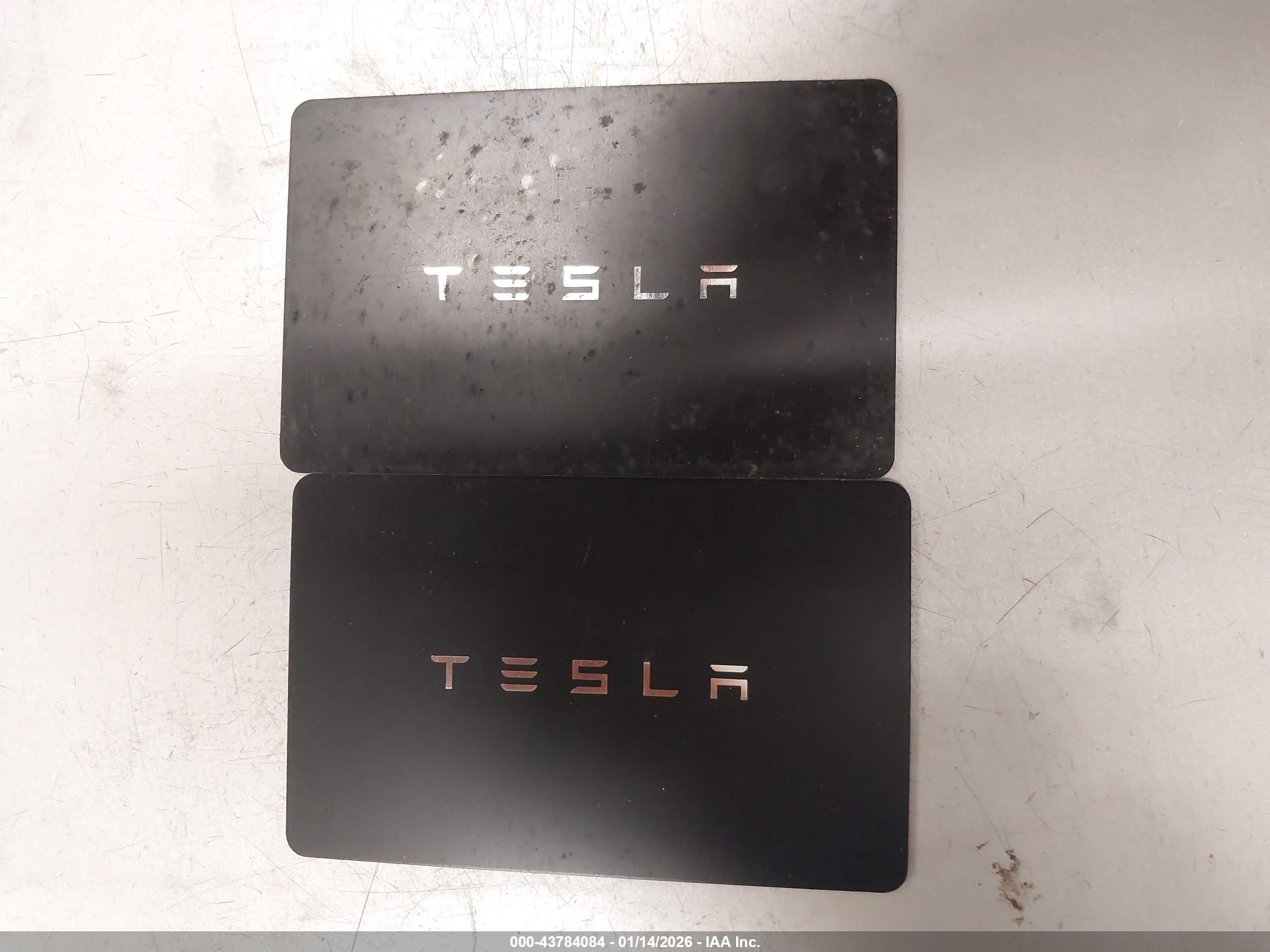 TESLA MODEL image 11