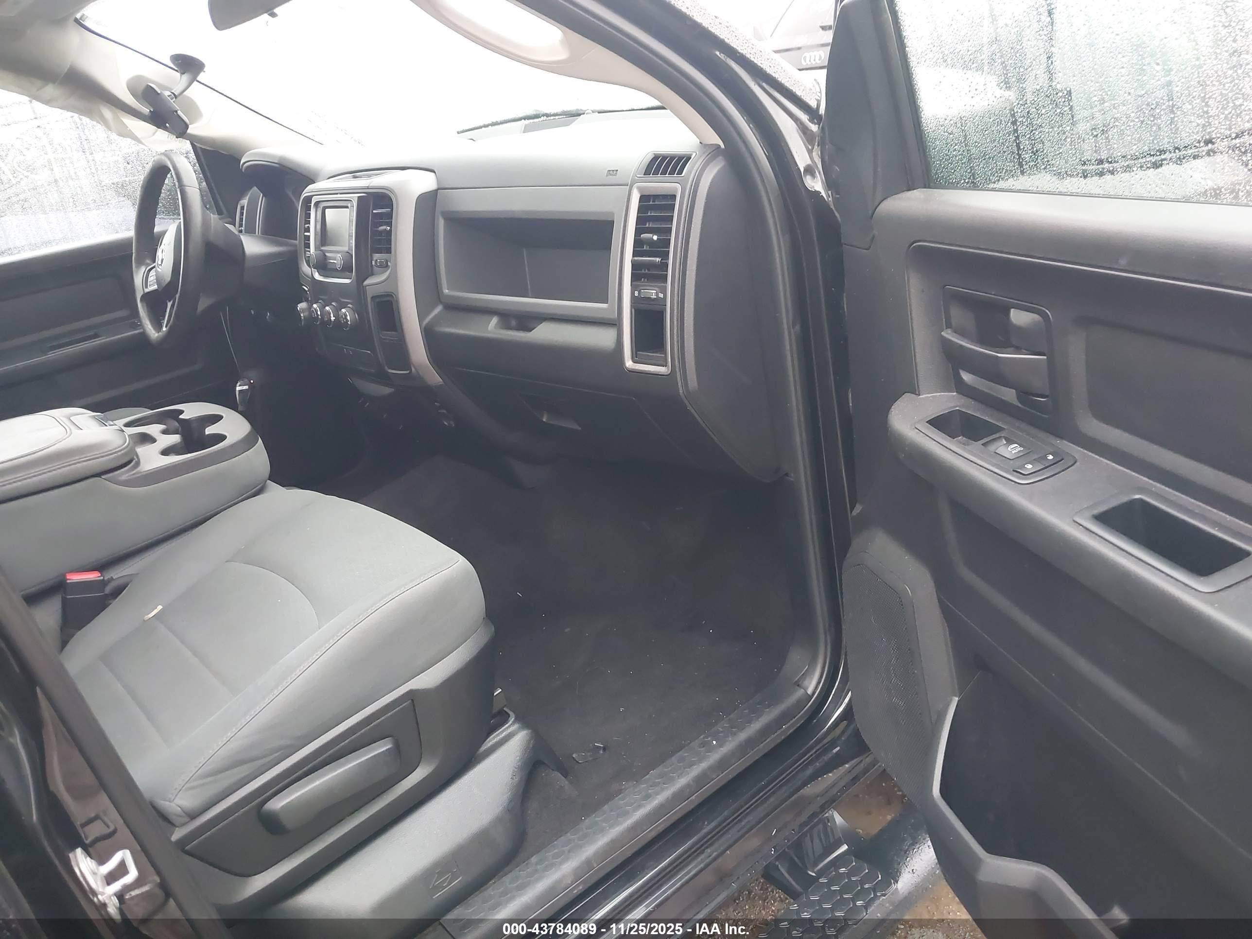 RAM 1500 image 5