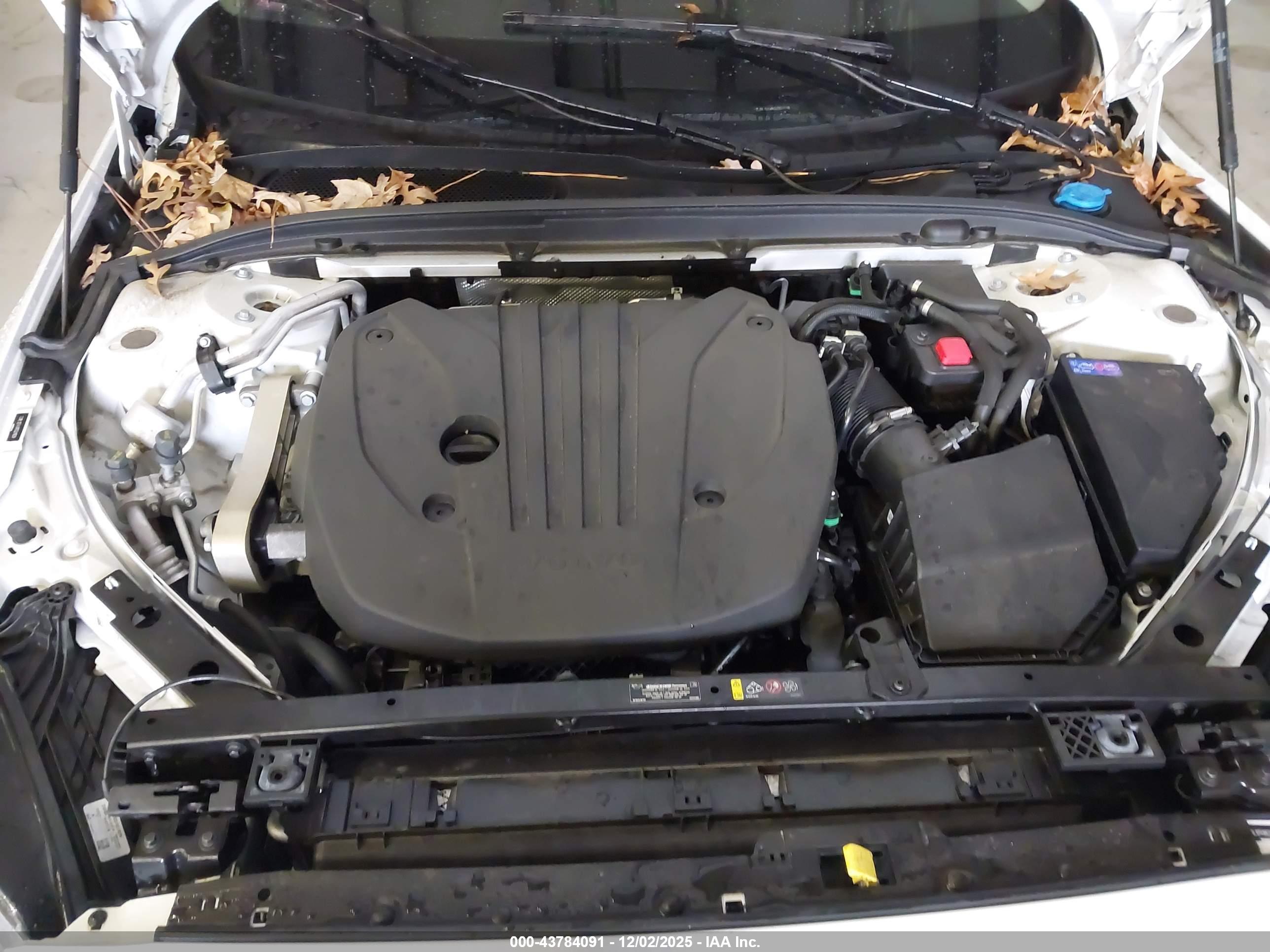 VOLVO S60 image 10