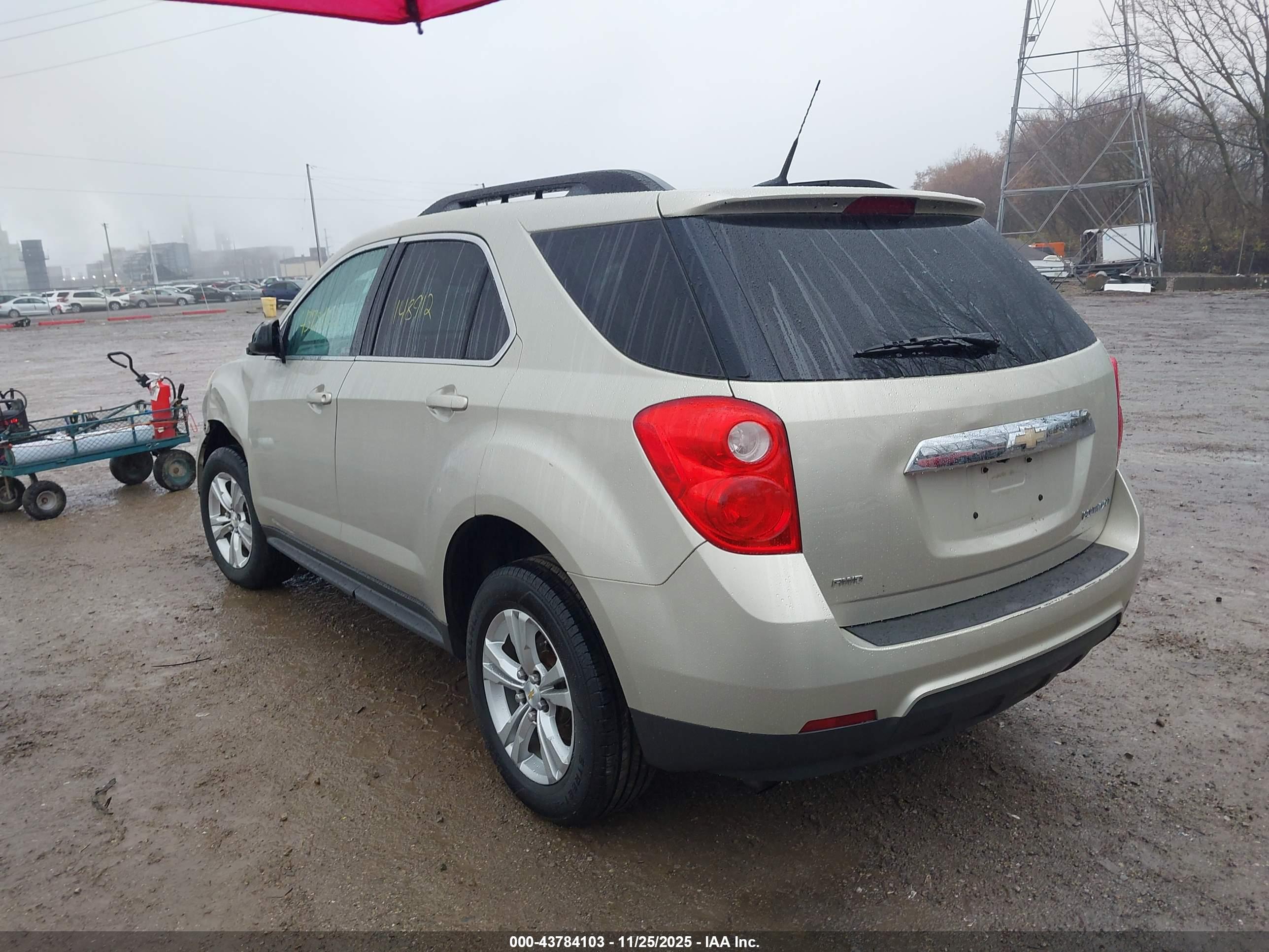 CHEVROLET EQUINOX image 3