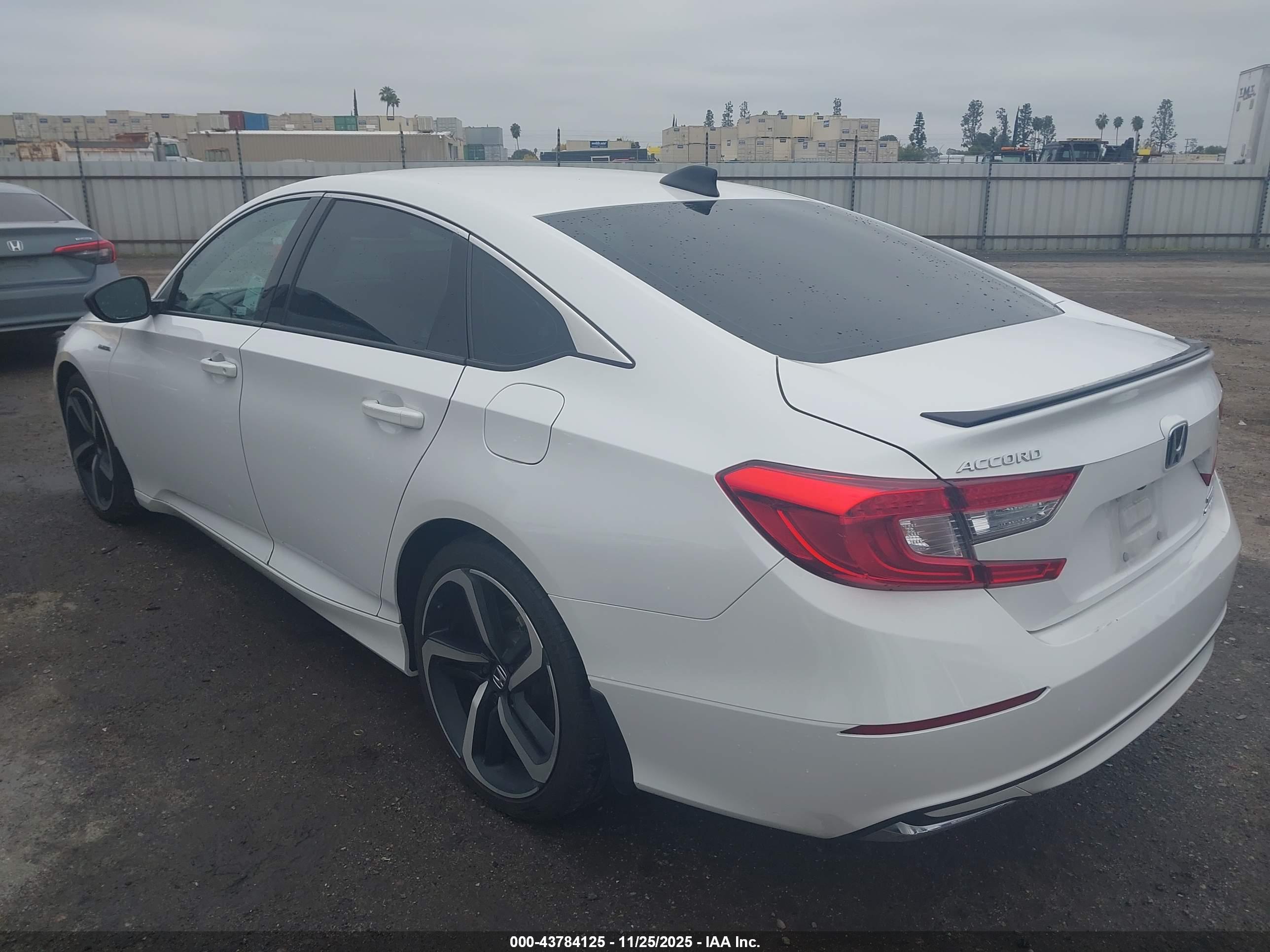 HONDA ACCORD image 3