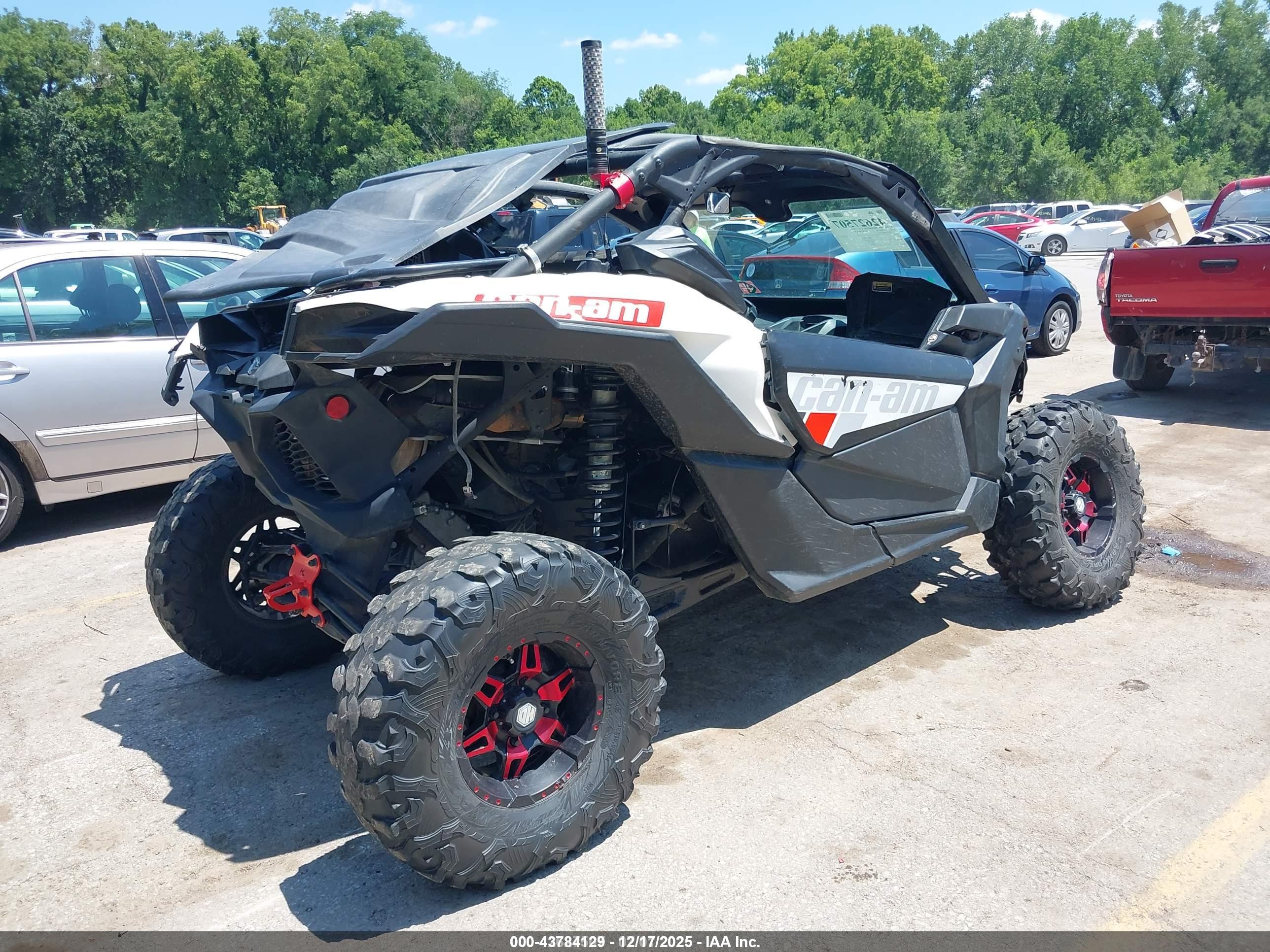 CAN-AM MAVERICK image 4