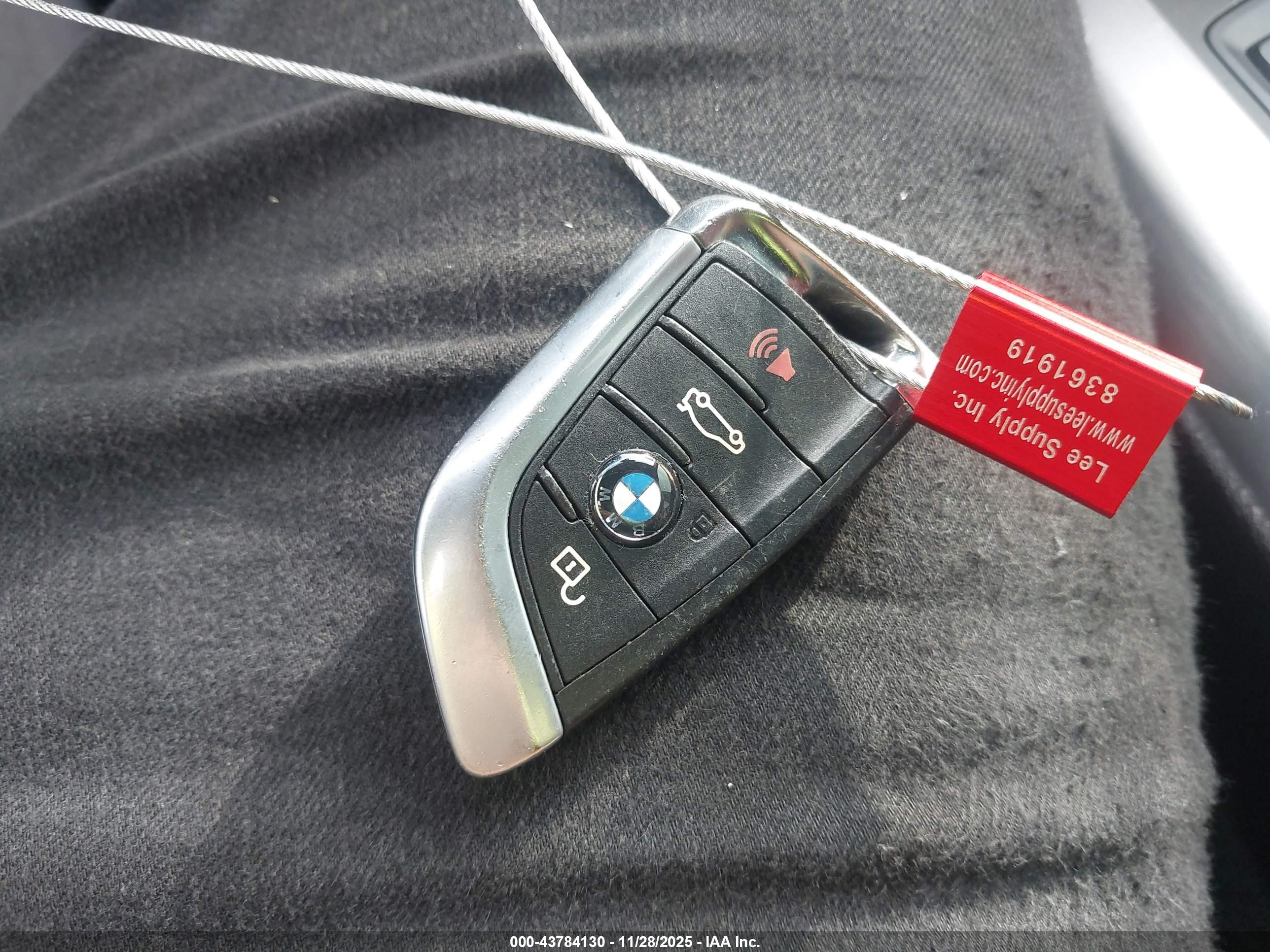 BMW X5 image 11