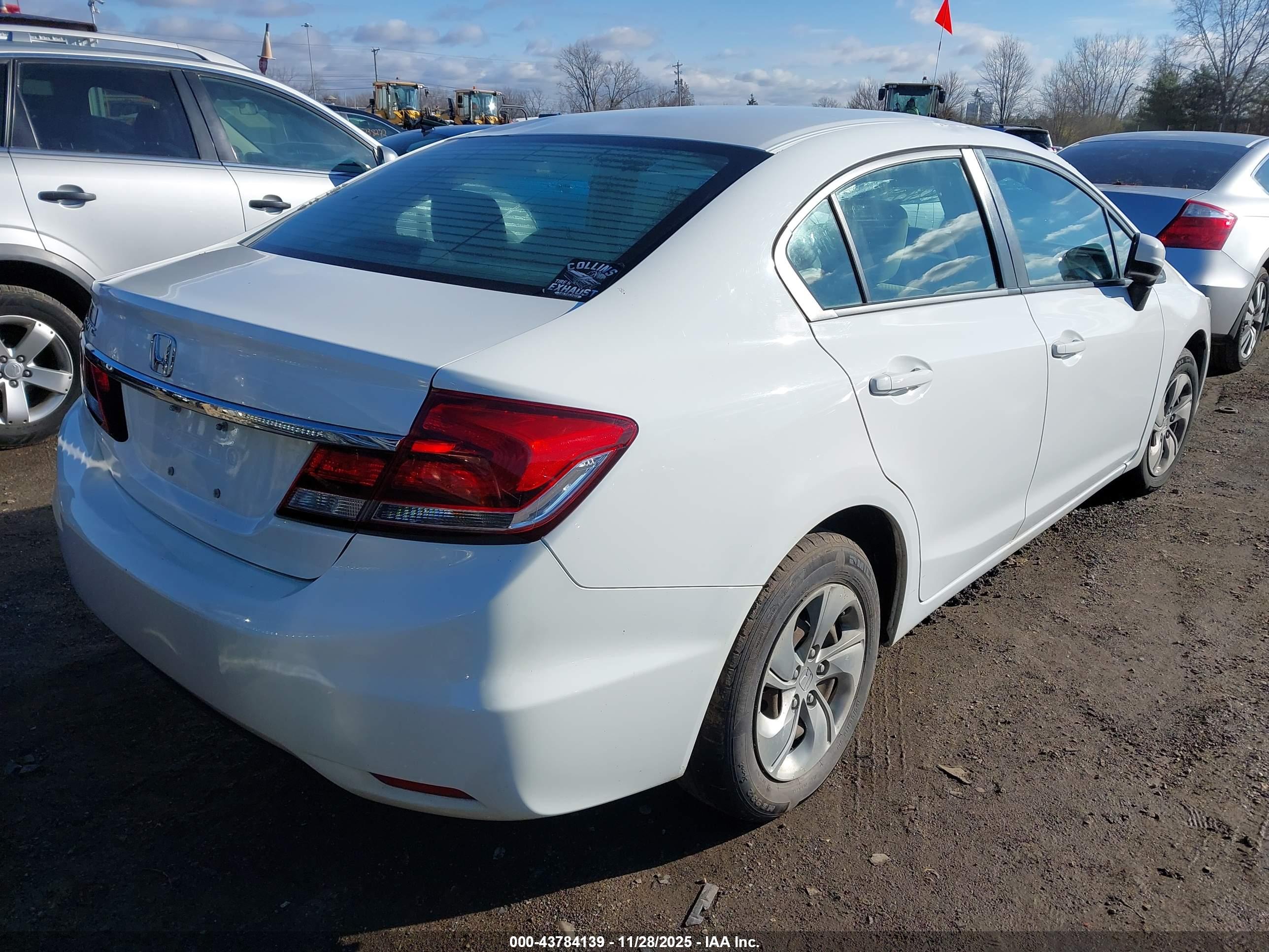 HONDA CIVIC image 4