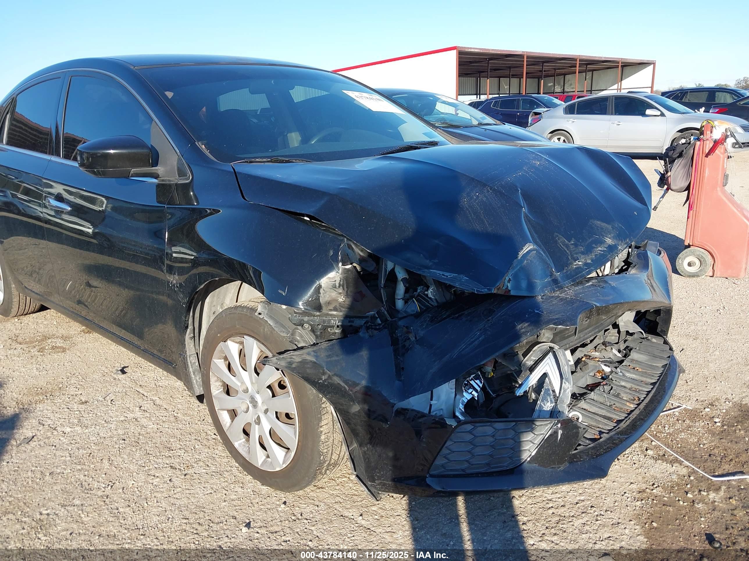 NISSAN SENTRA image 6