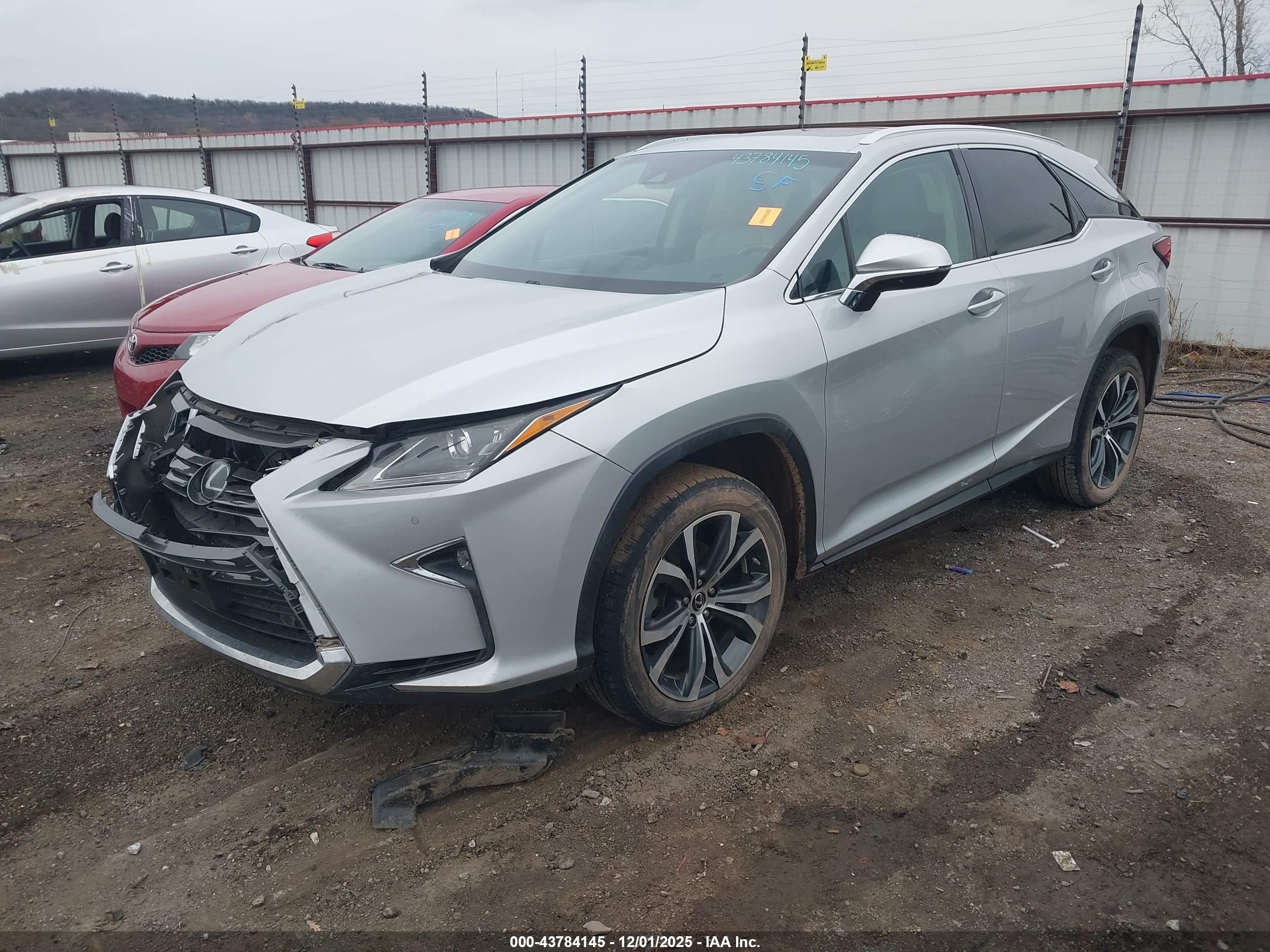 LEXUS RX image 2