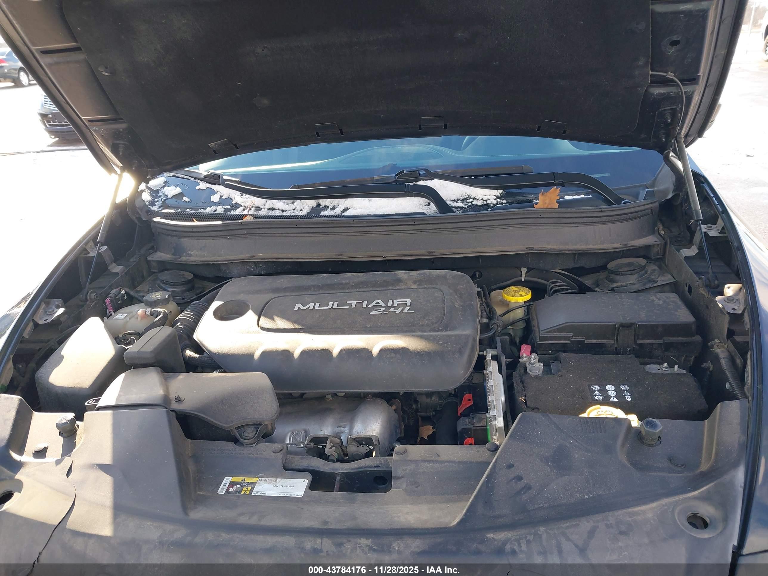 JEEP CHEROKEE image 10