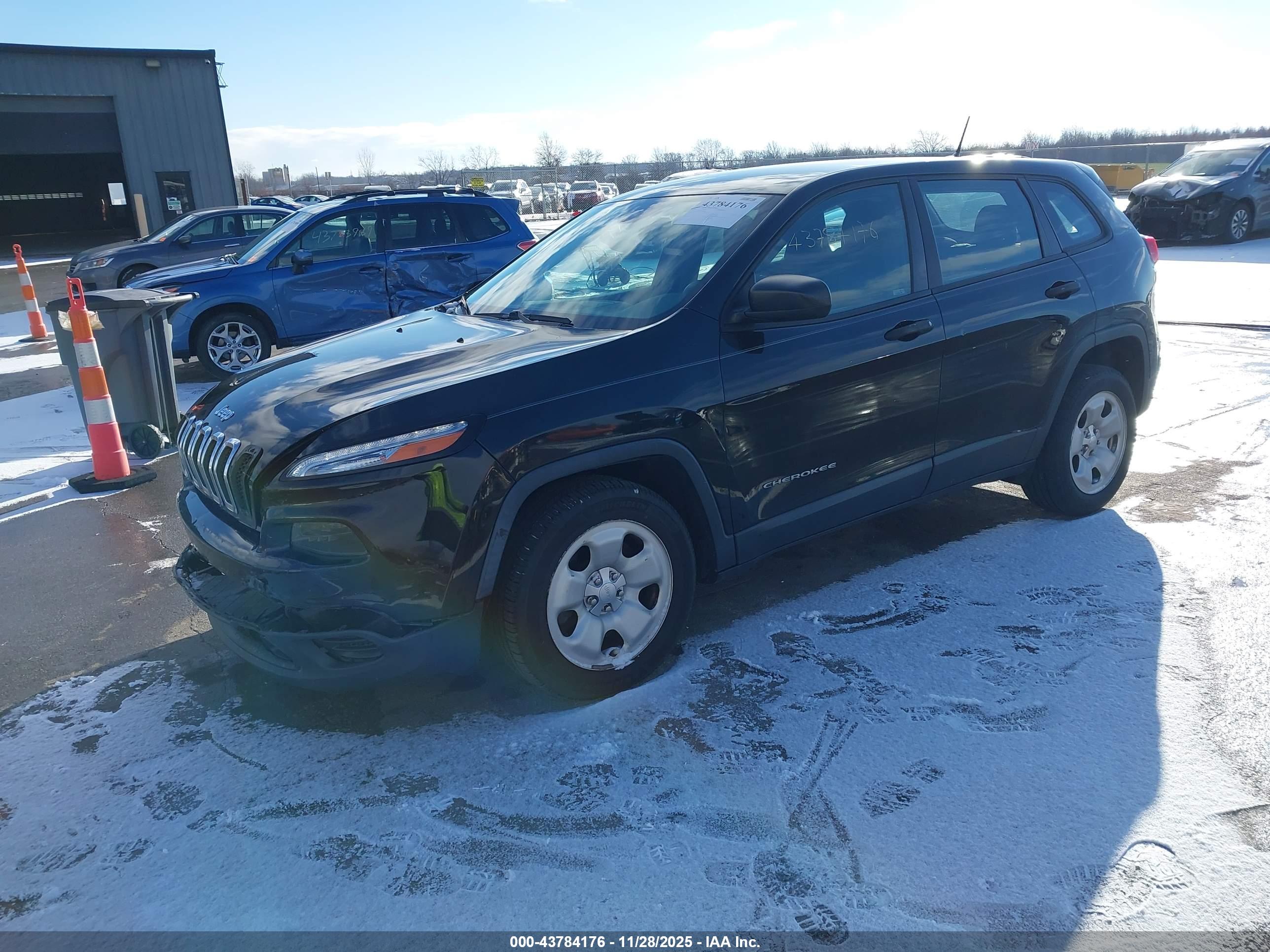 JEEP CHEROKEE image 2