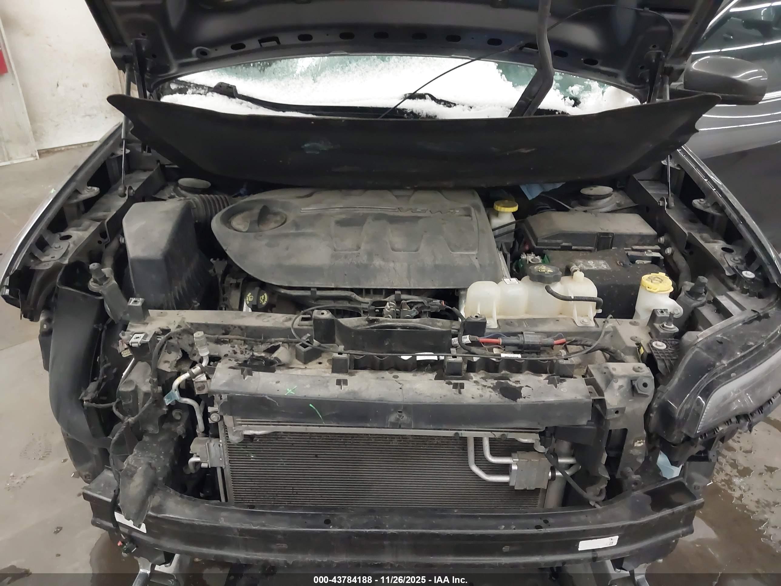 JEEP CHEROKEE image 10