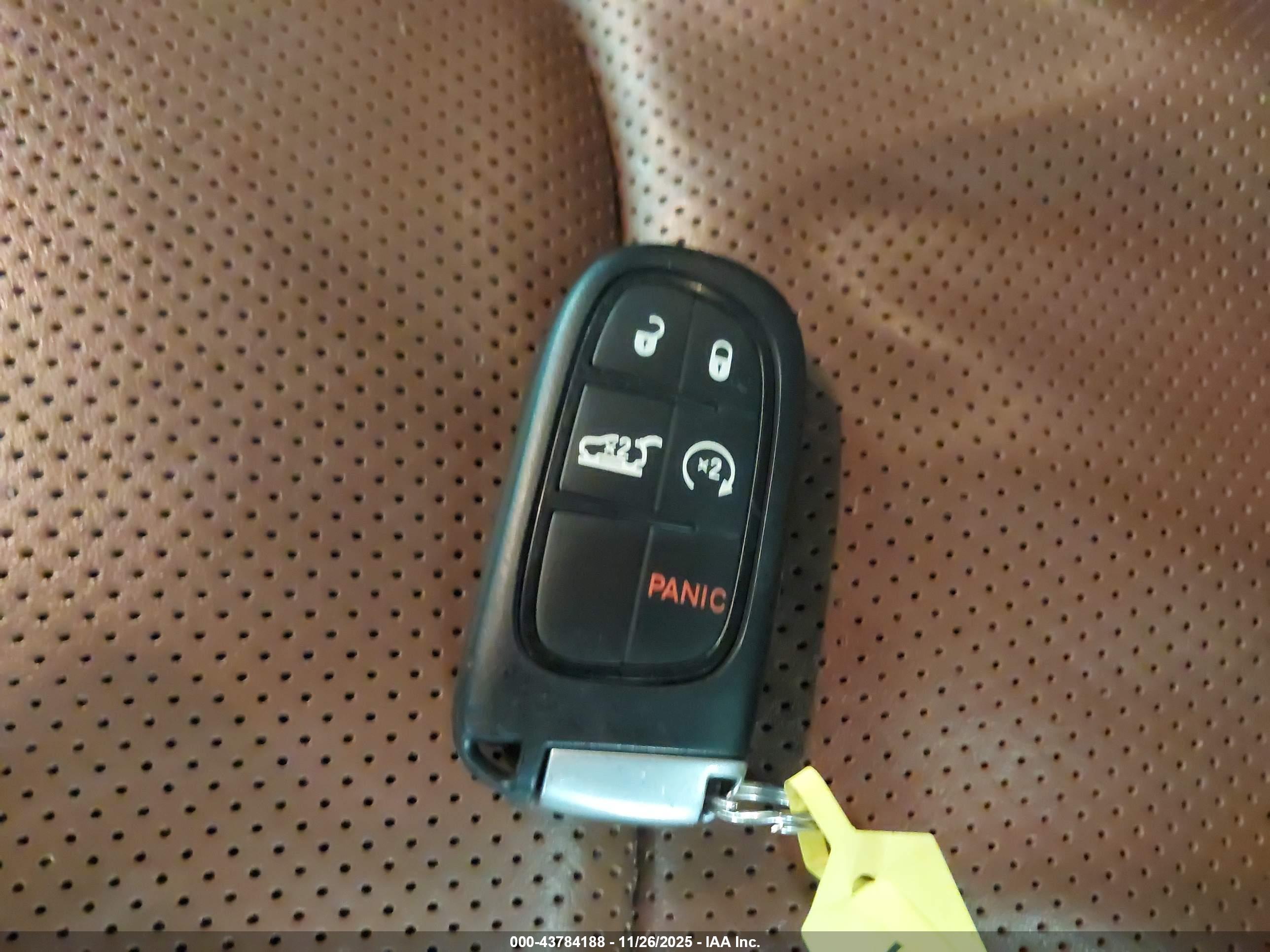 JEEP CHEROKEE image 11