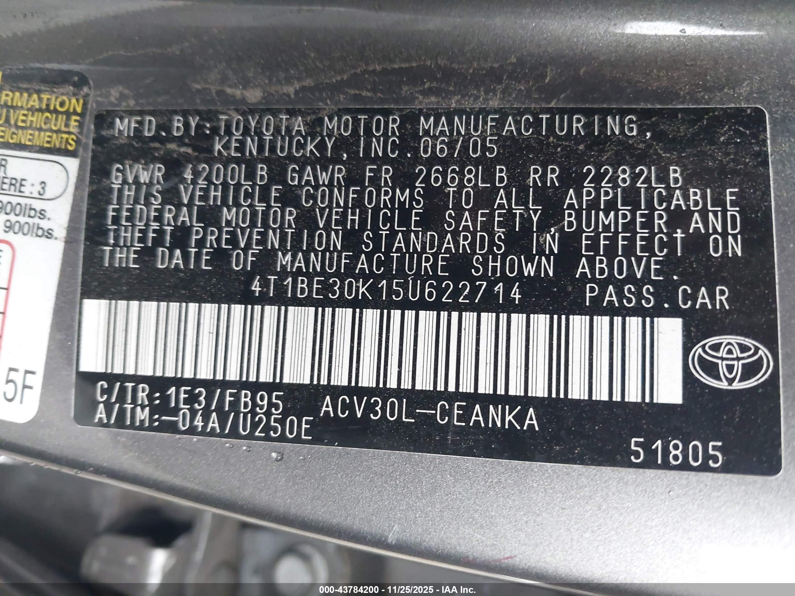 TOYOTA CAMRY image 9