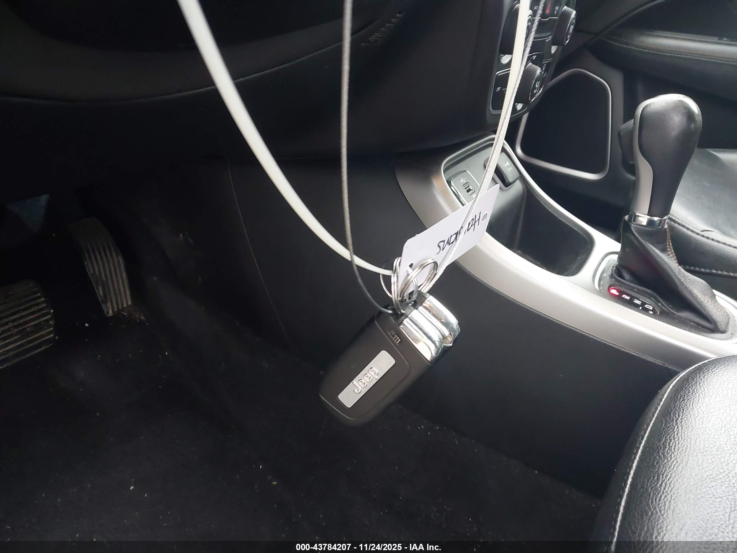 JEEP COMPASS image 11