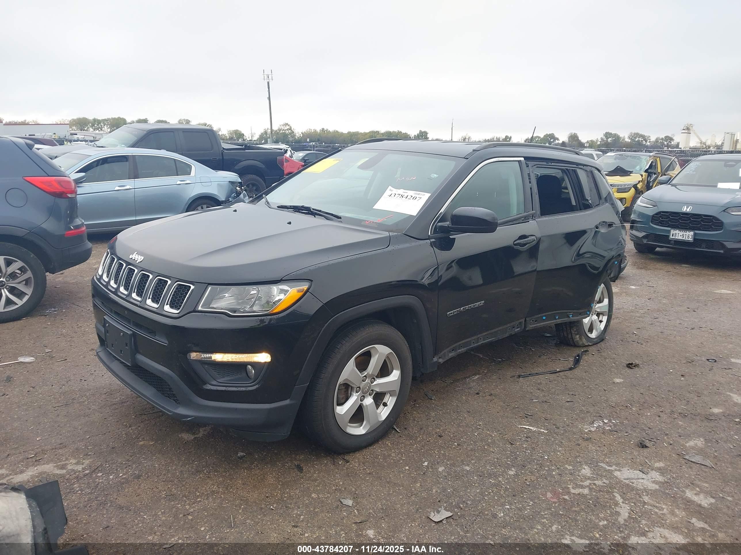 JEEP COMPASS image 2