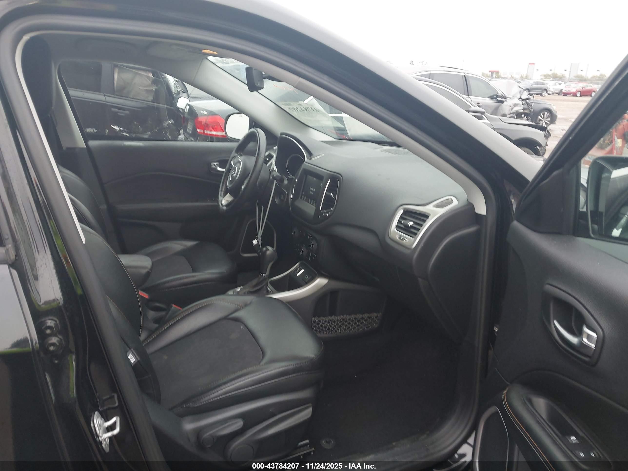 JEEP COMPASS image 5