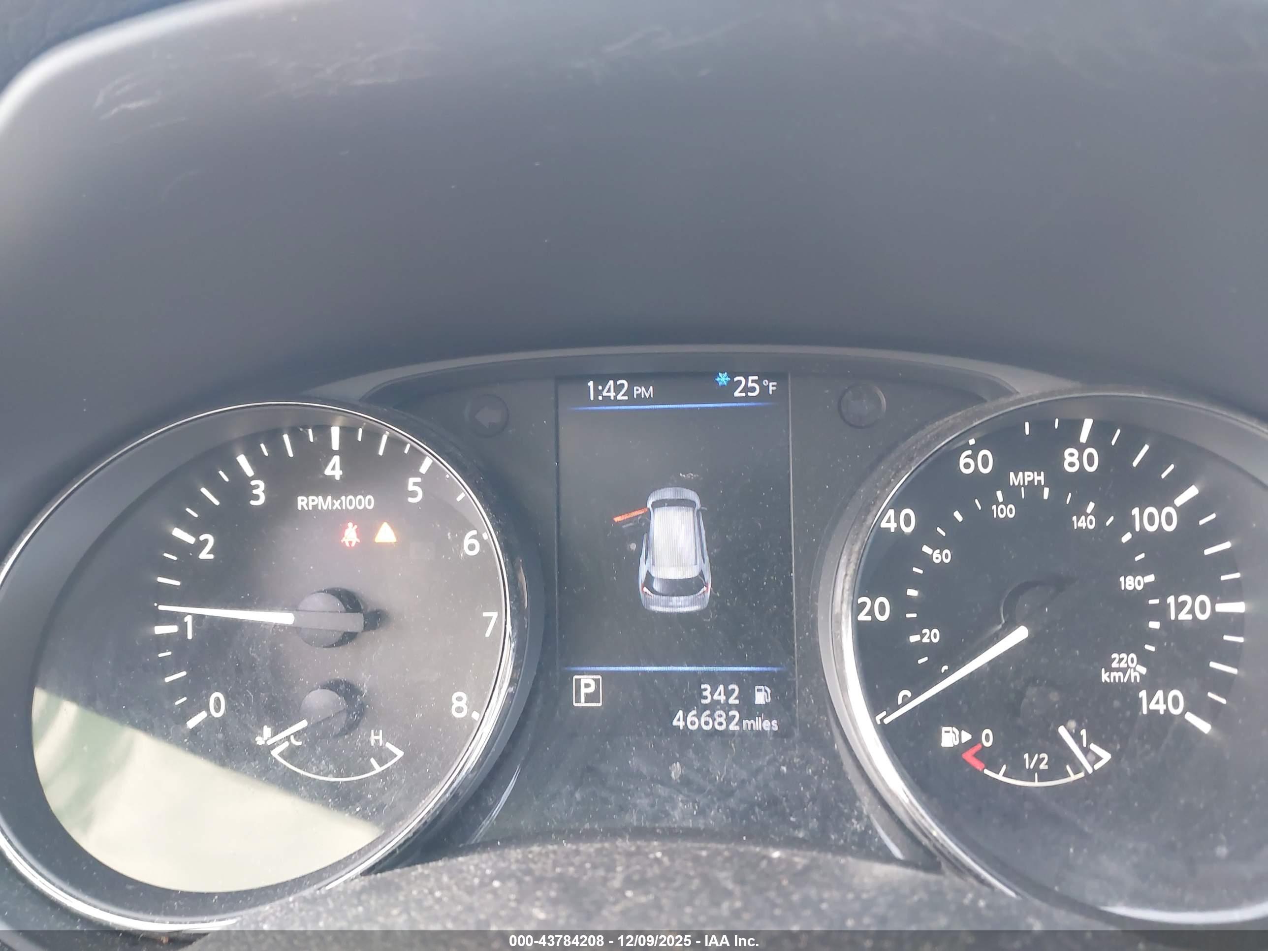 NISSAN ROGUE image 7