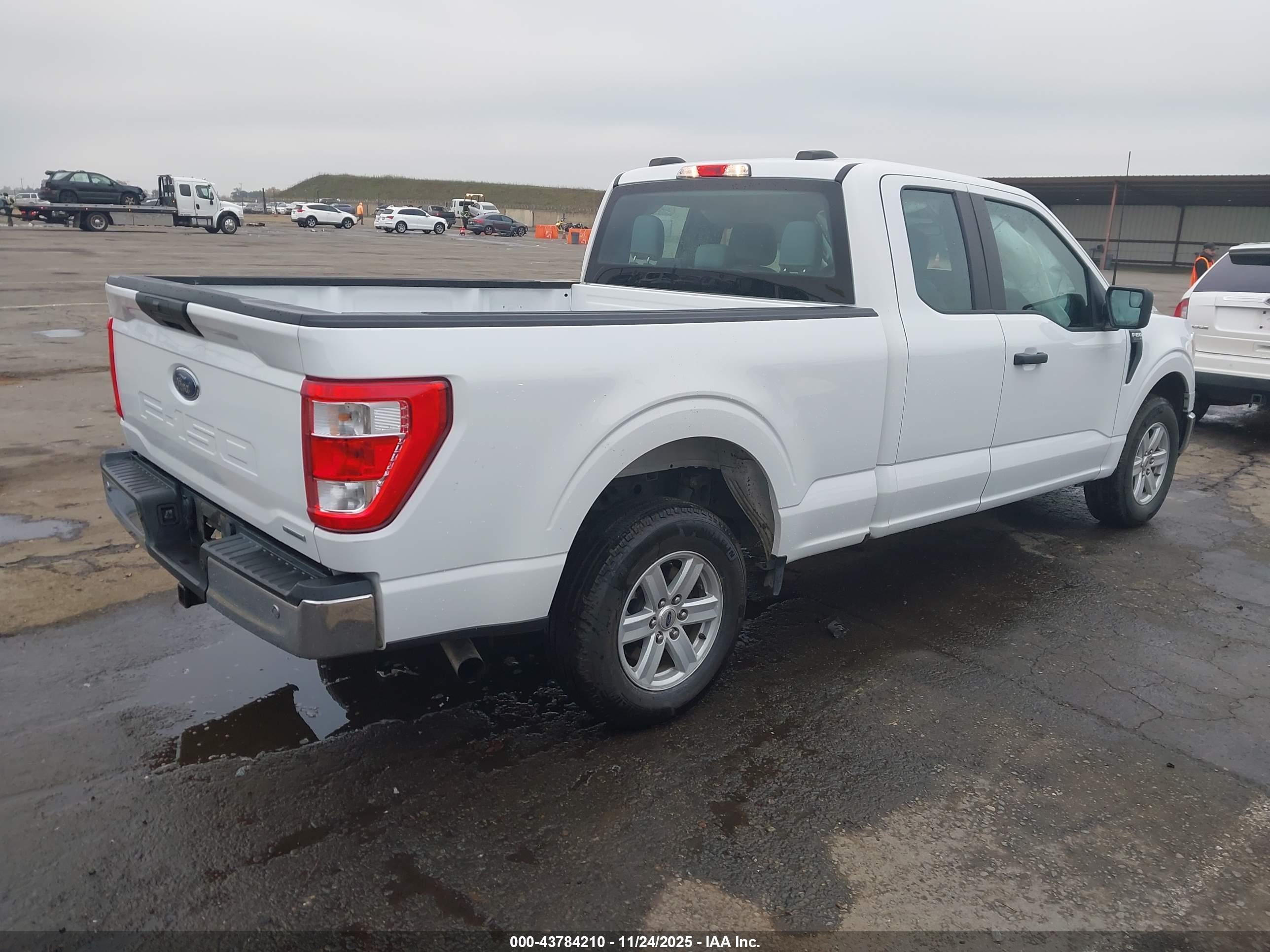 FORD F-150 image 4