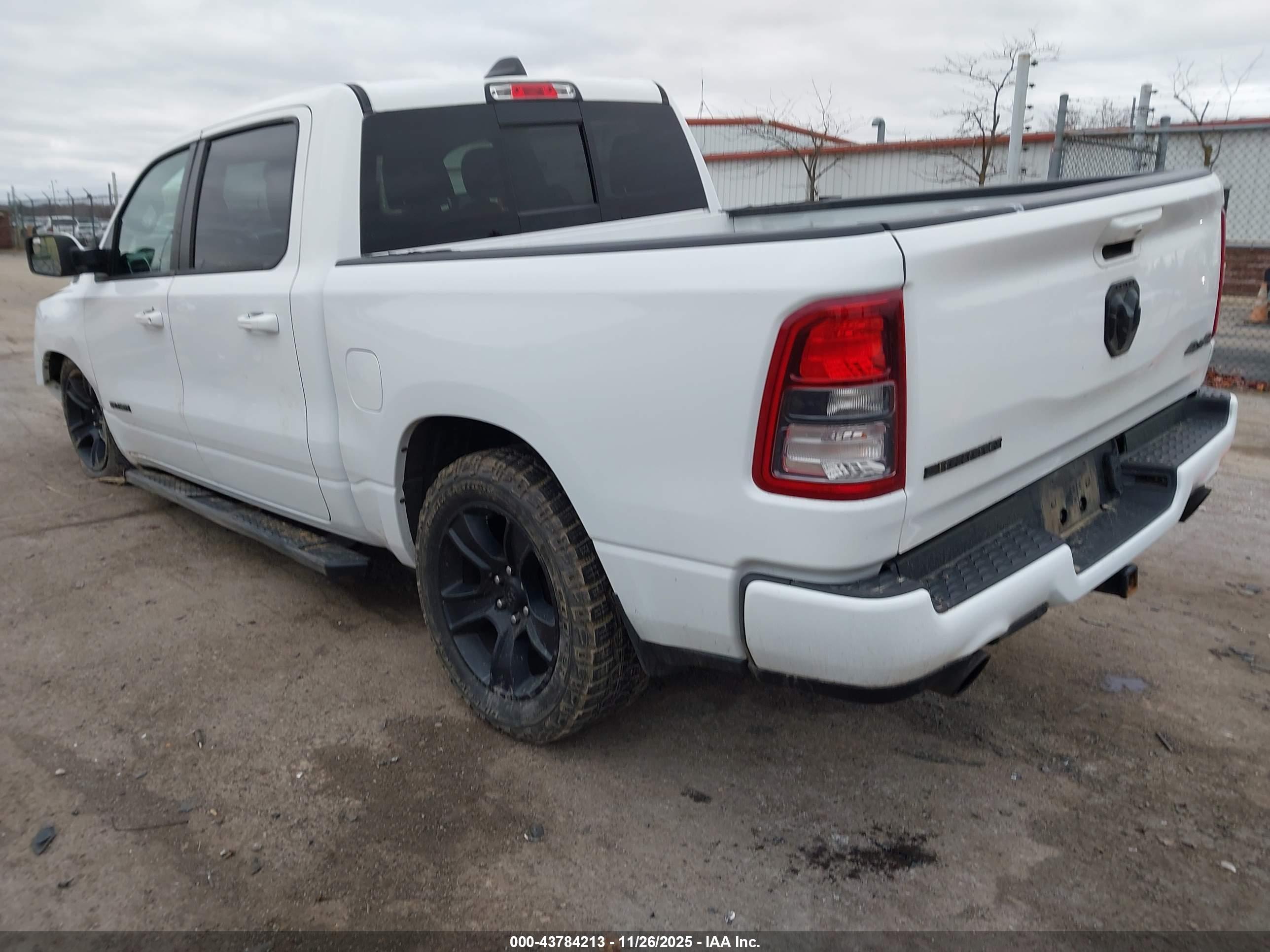 RAM 1500 image 3