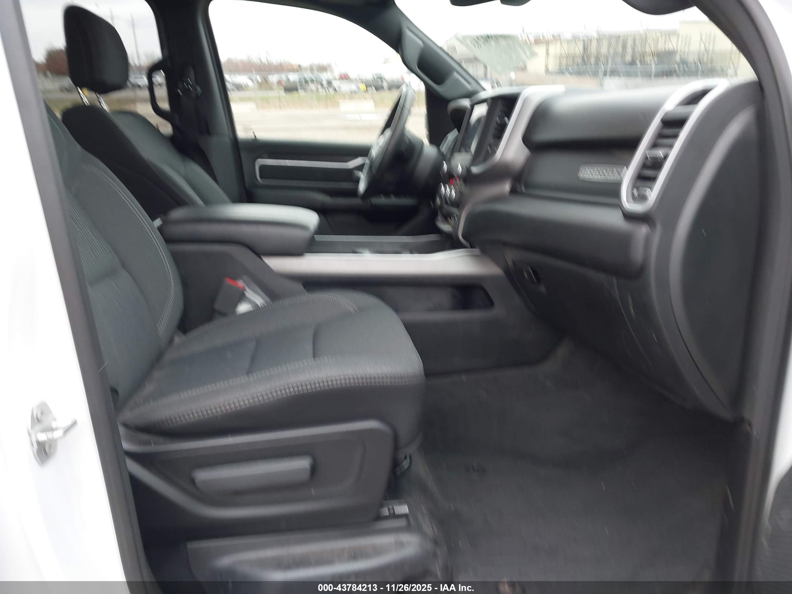 RAM 1500 image 5