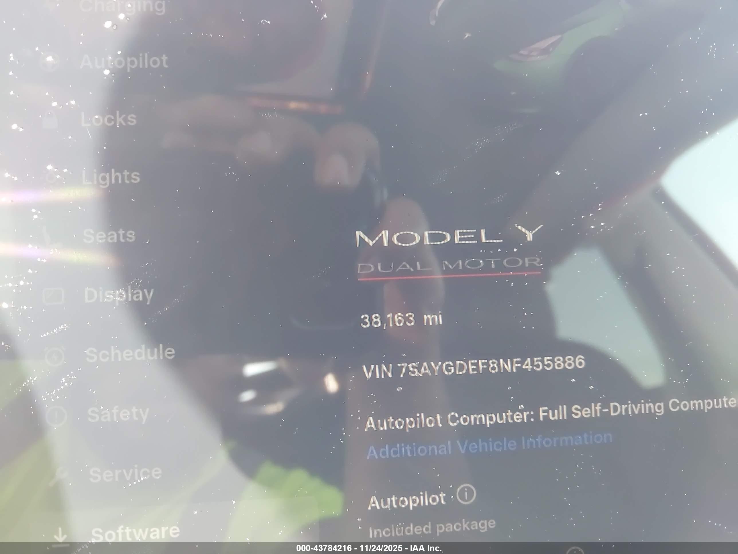 TESLA MODEL image 7