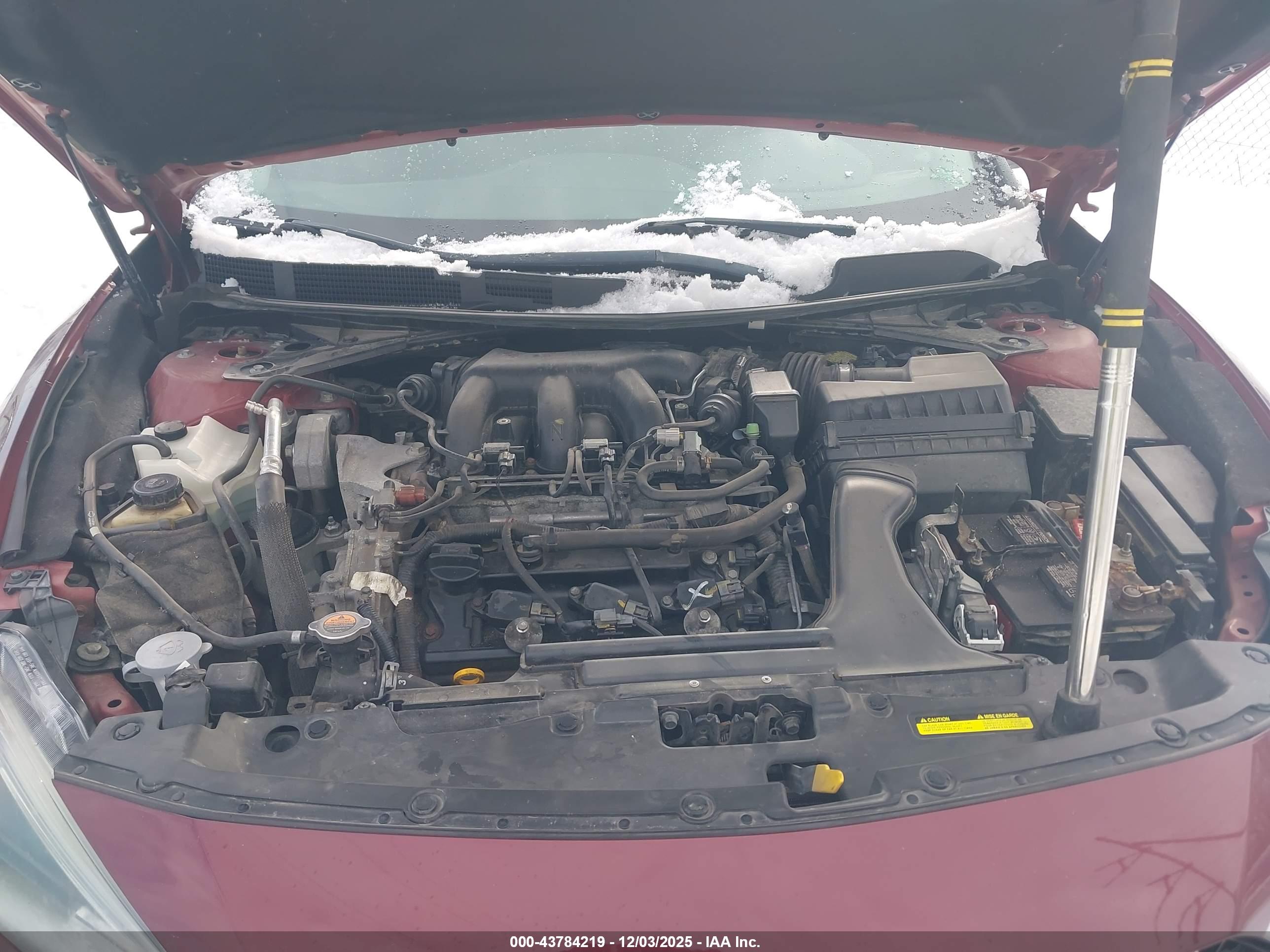 NISSAN MAXIMA image 10