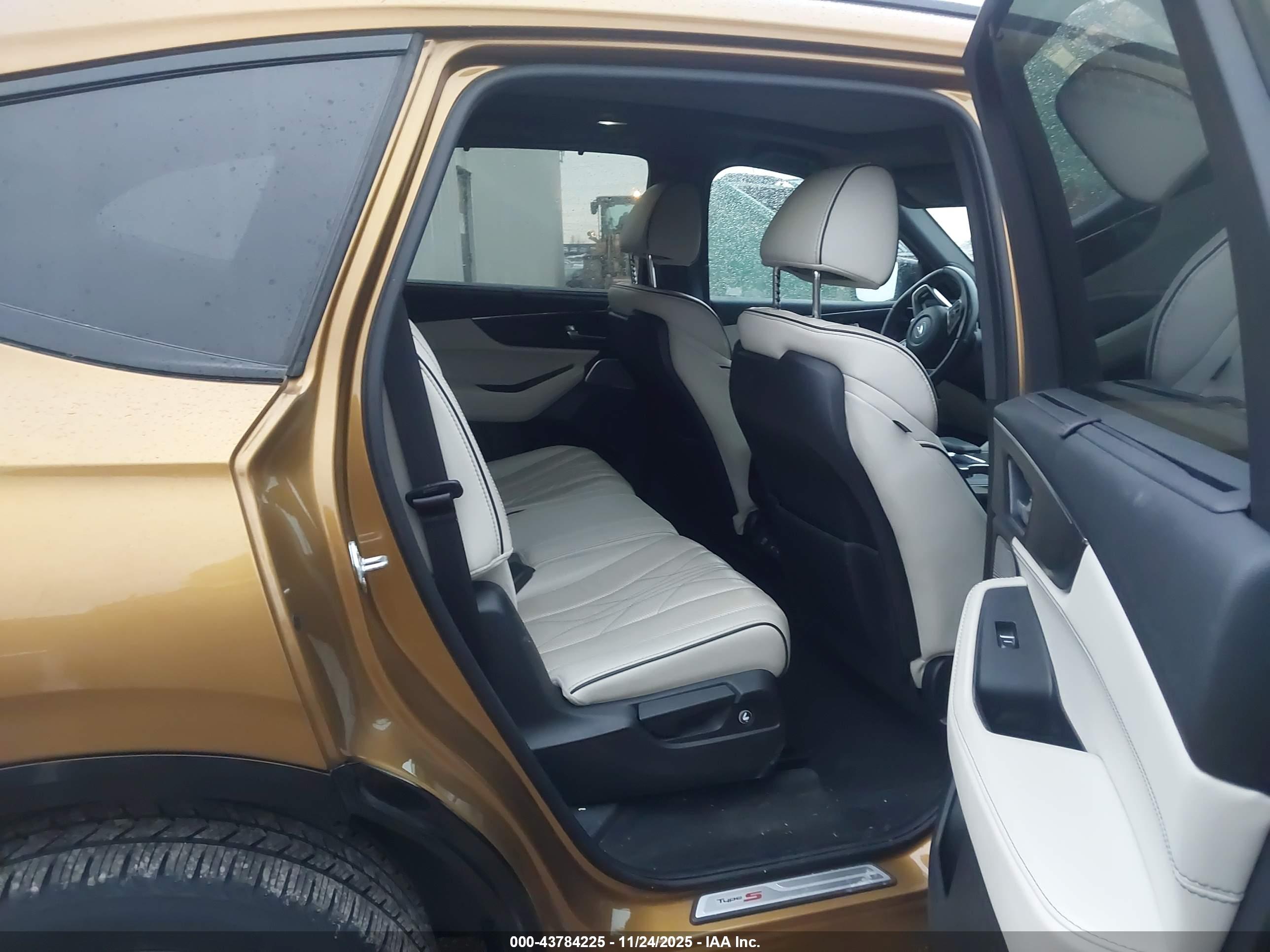 ACURA MDX image 8