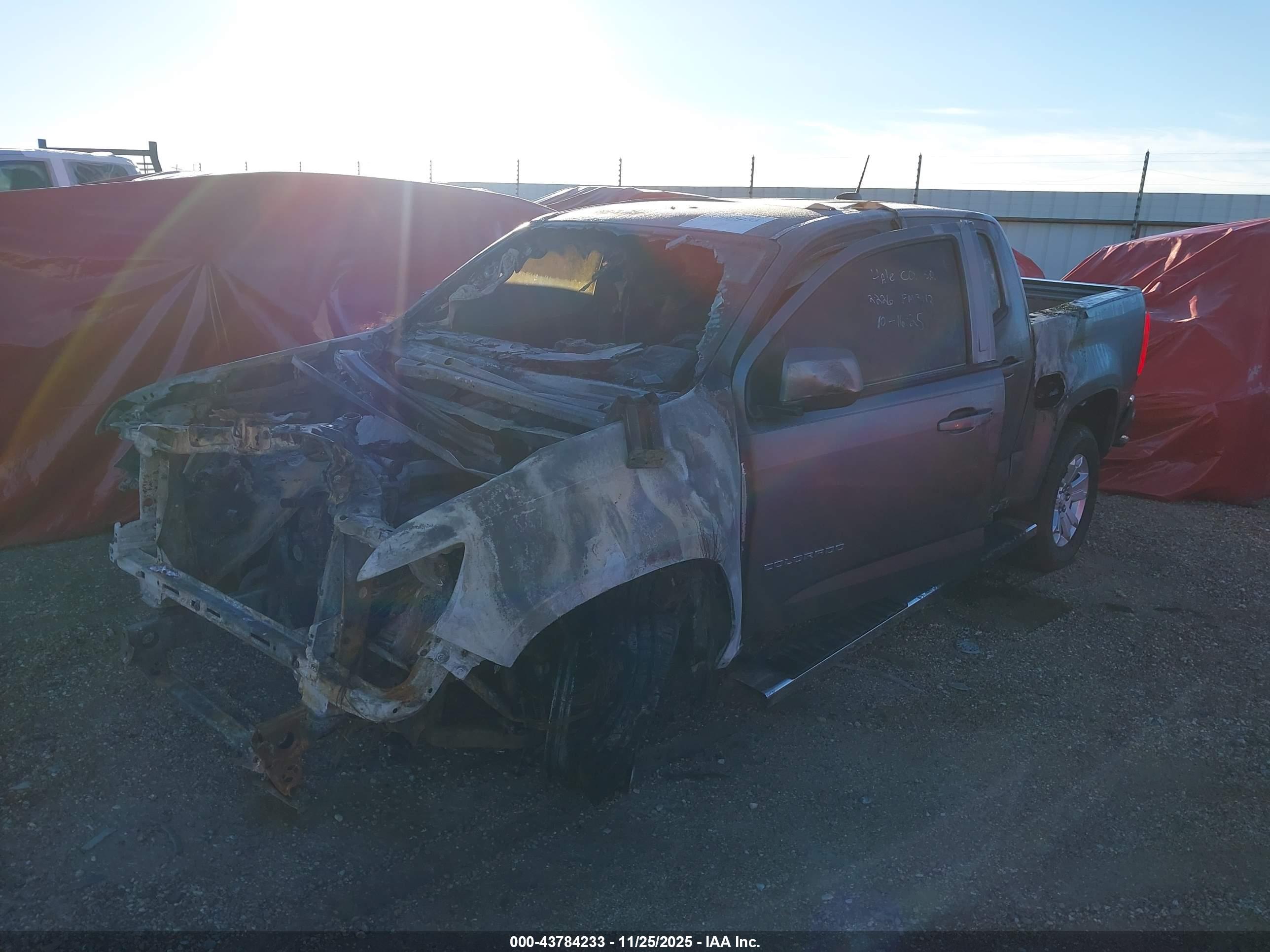 CHEVROLET COLORADO image 2