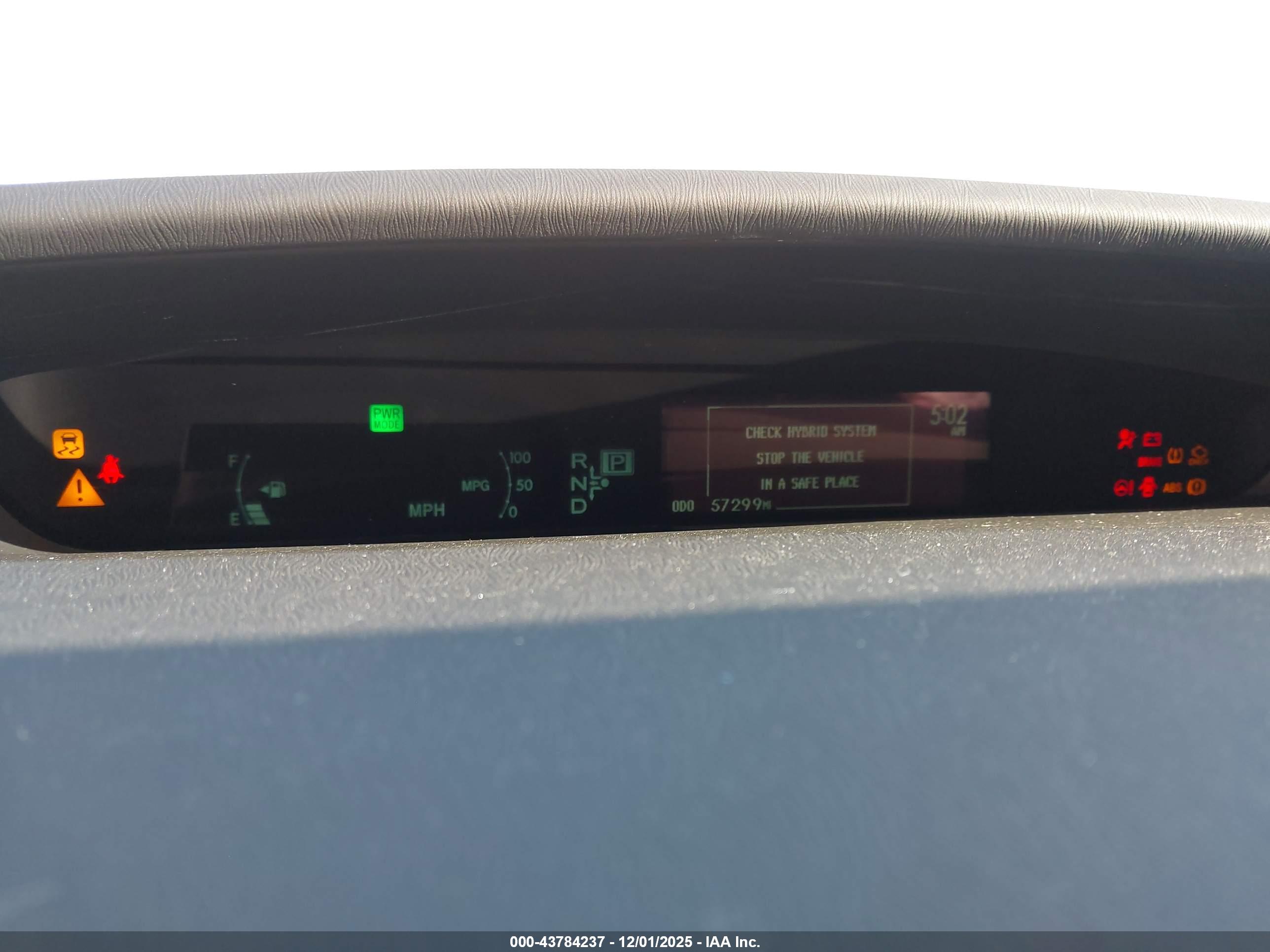 TOYOTA PRIUS image 7