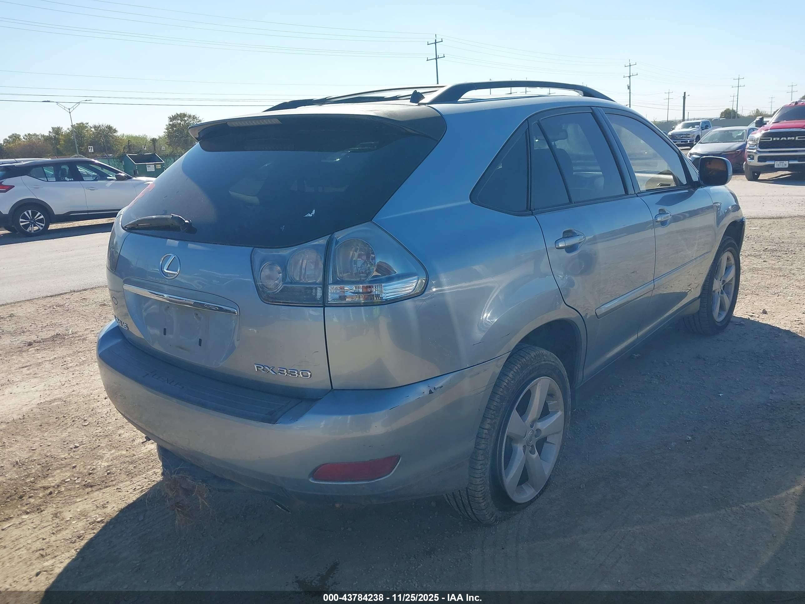 LEXUS RX image 4
