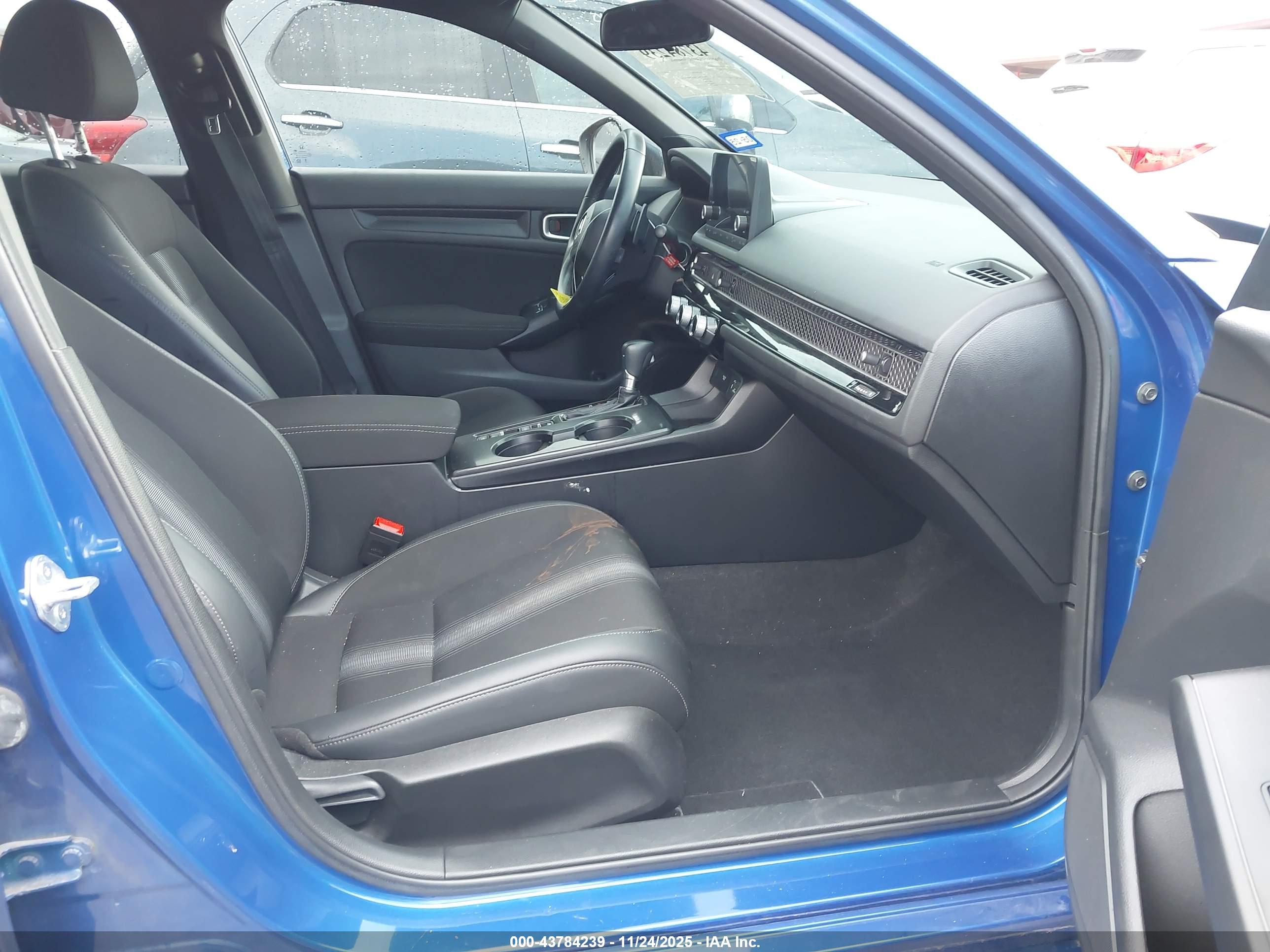 HONDA CIVIC image 5
