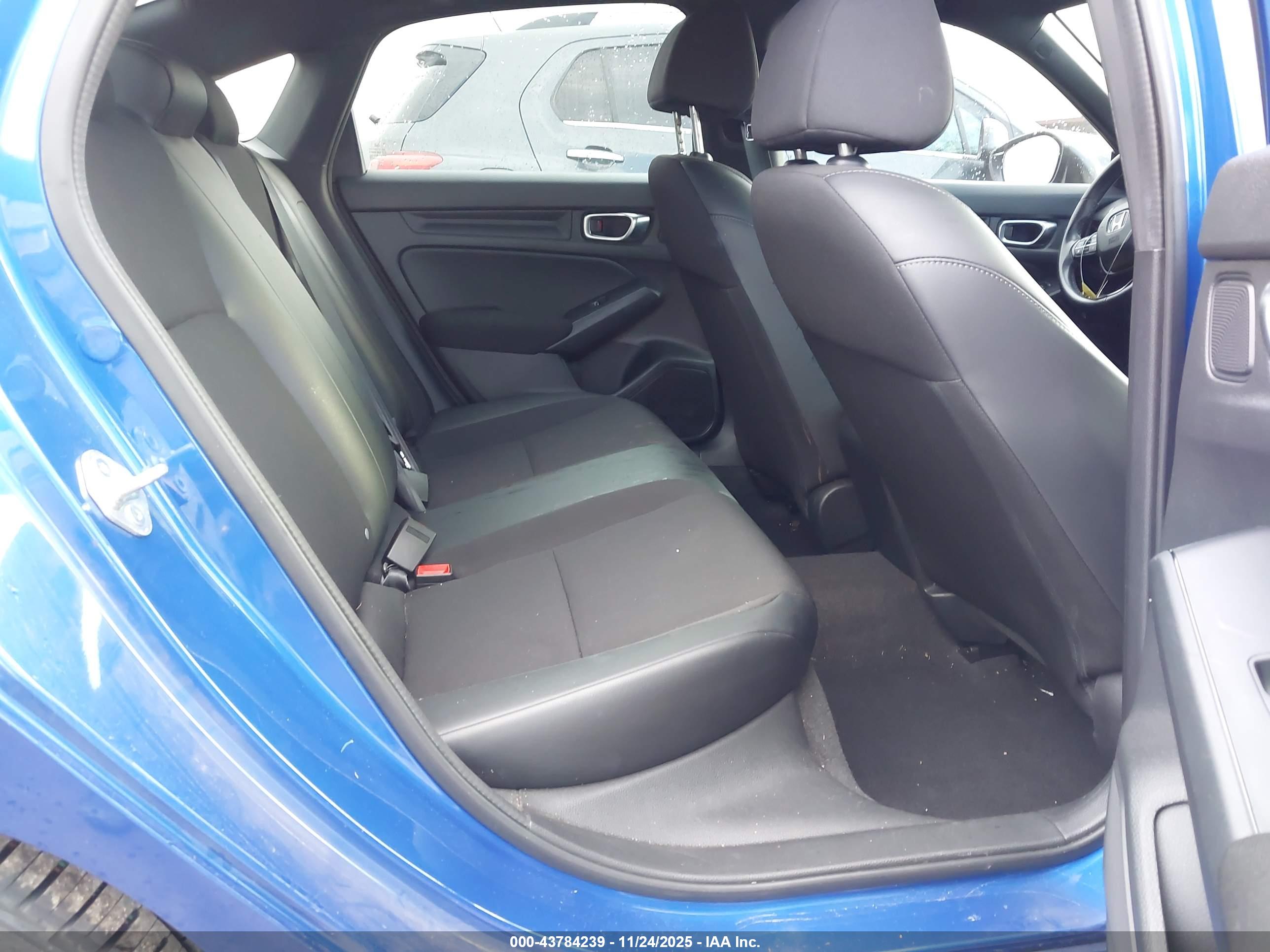 HONDA CIVIC image 8