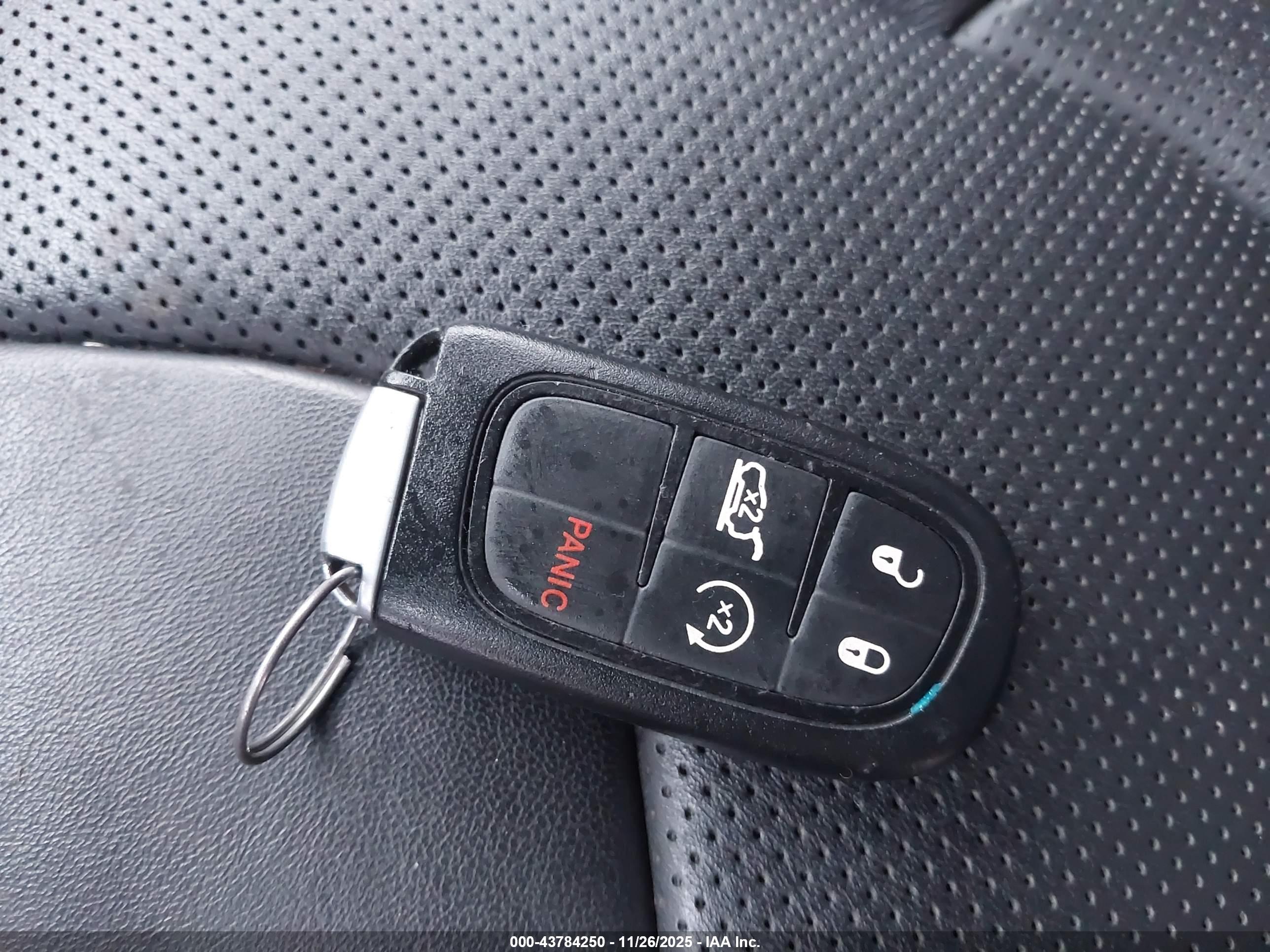 JEEP CHEROKEE image 11