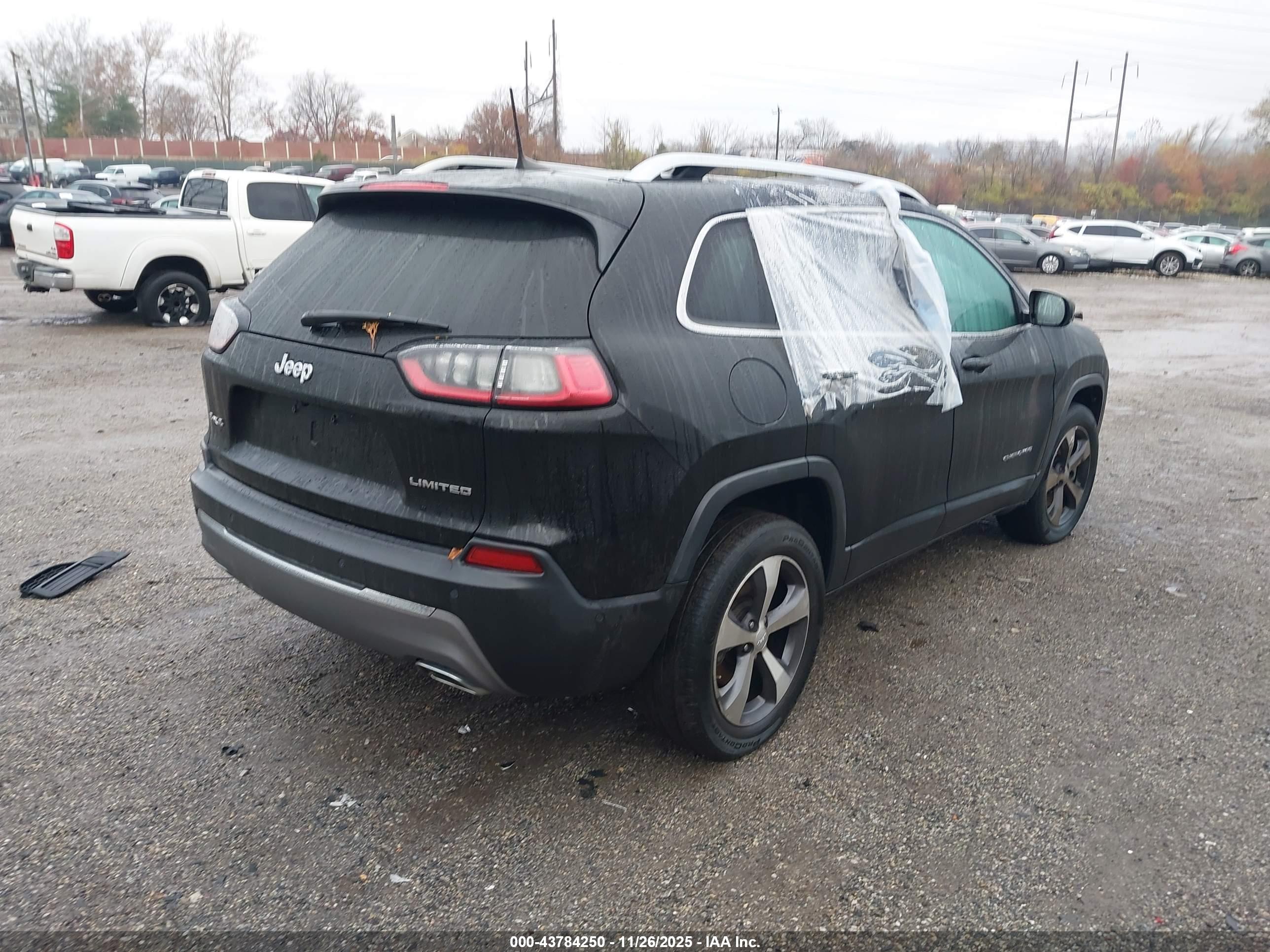 JEEP CHEROKEE image 4