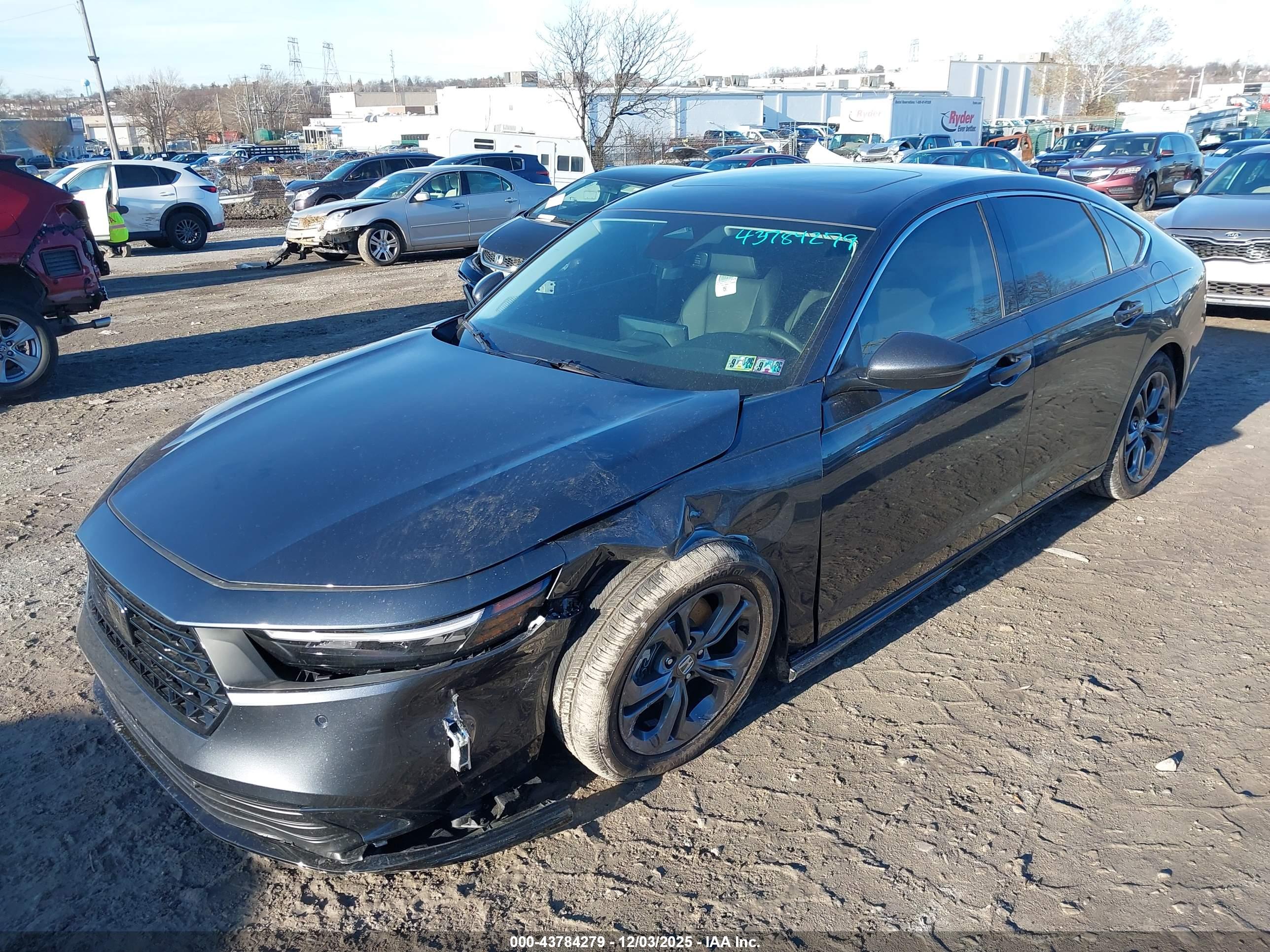 HONDA ACCORD image 2