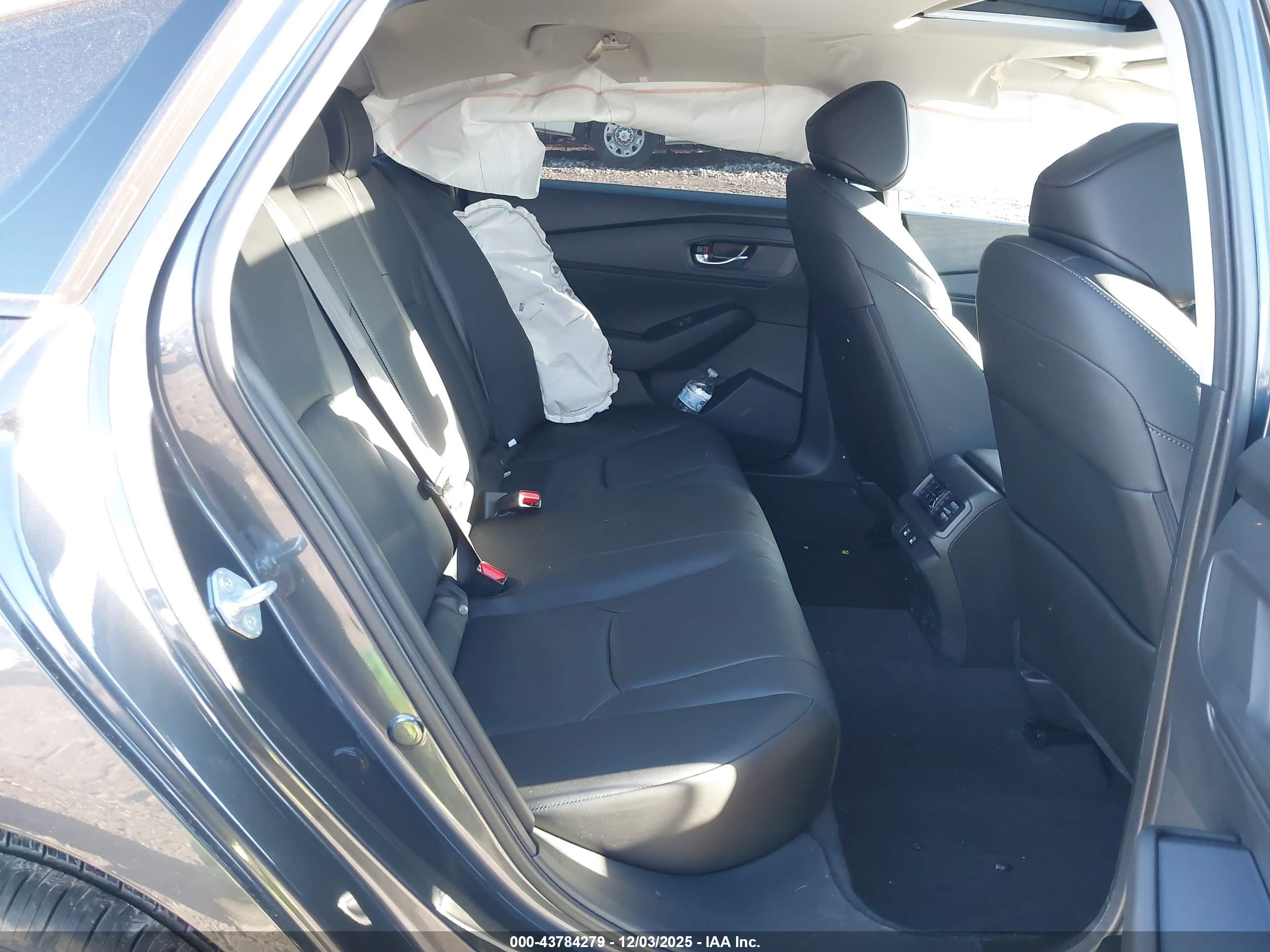 HONDA ACCORD image 8