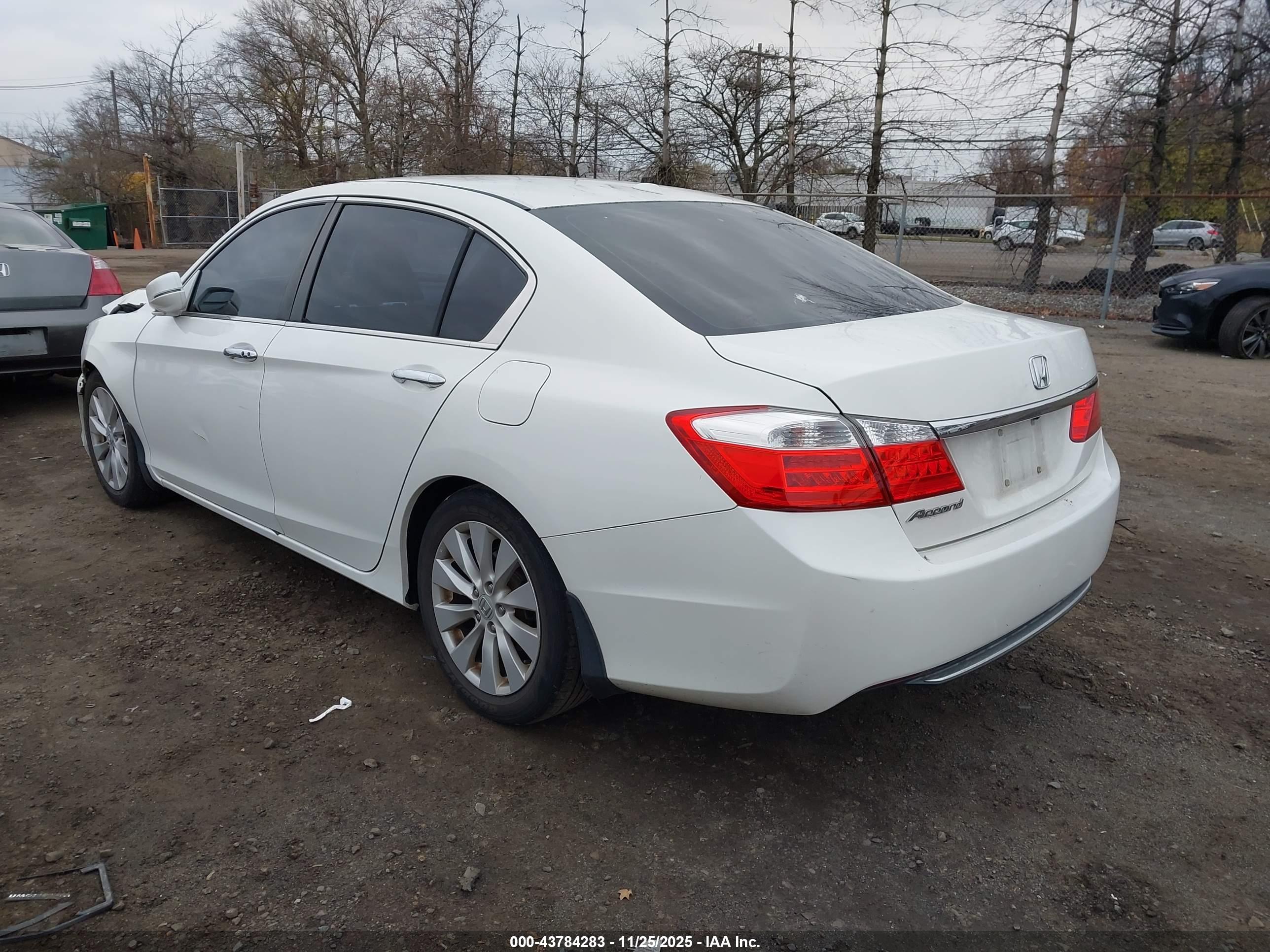 HONDA ACCORD image 3