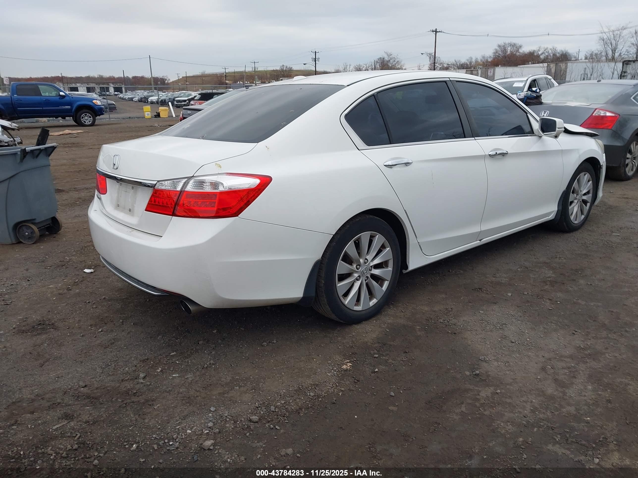 HONDA ACCORD image 4