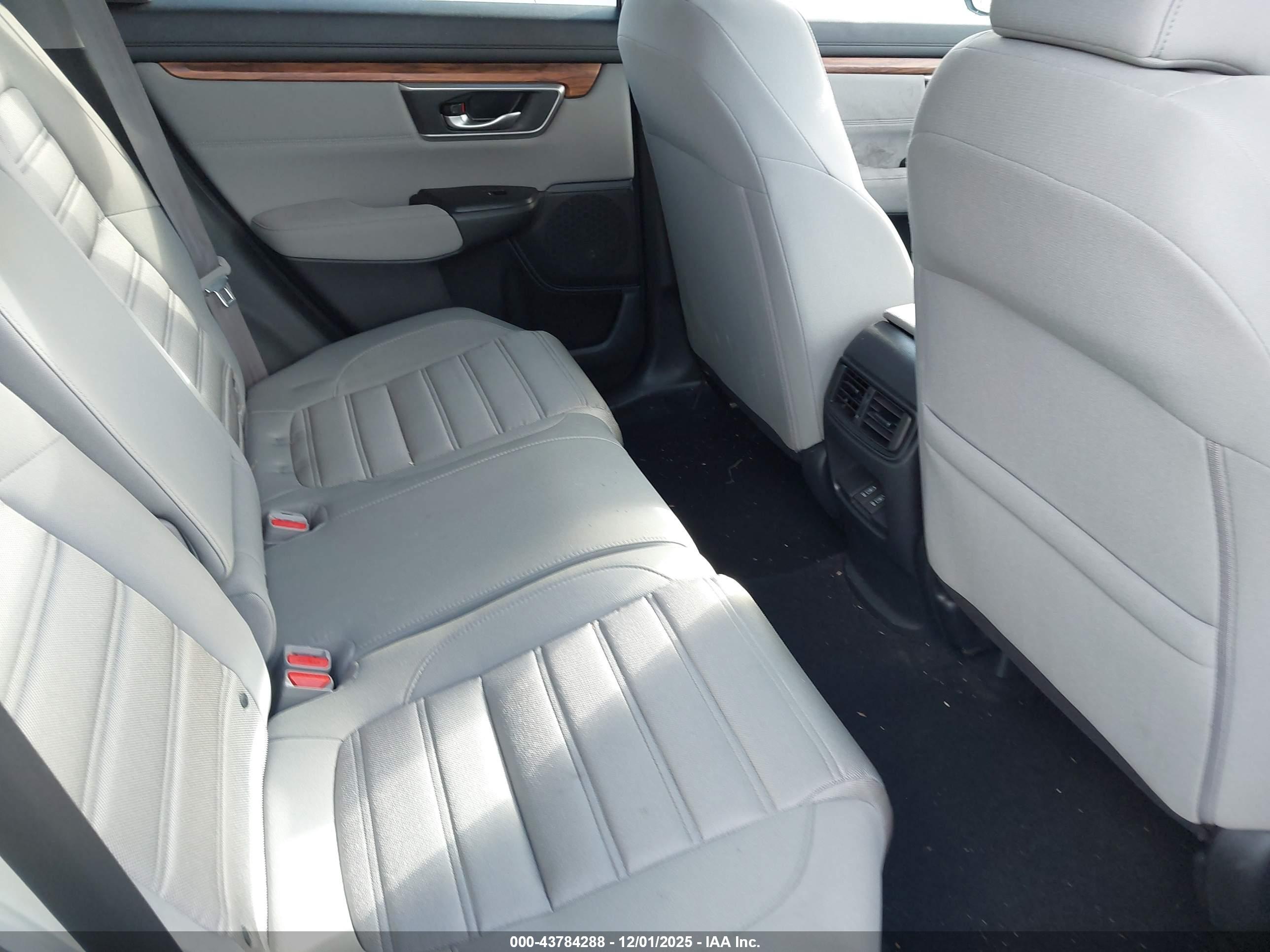 HONDA CR-V image 8