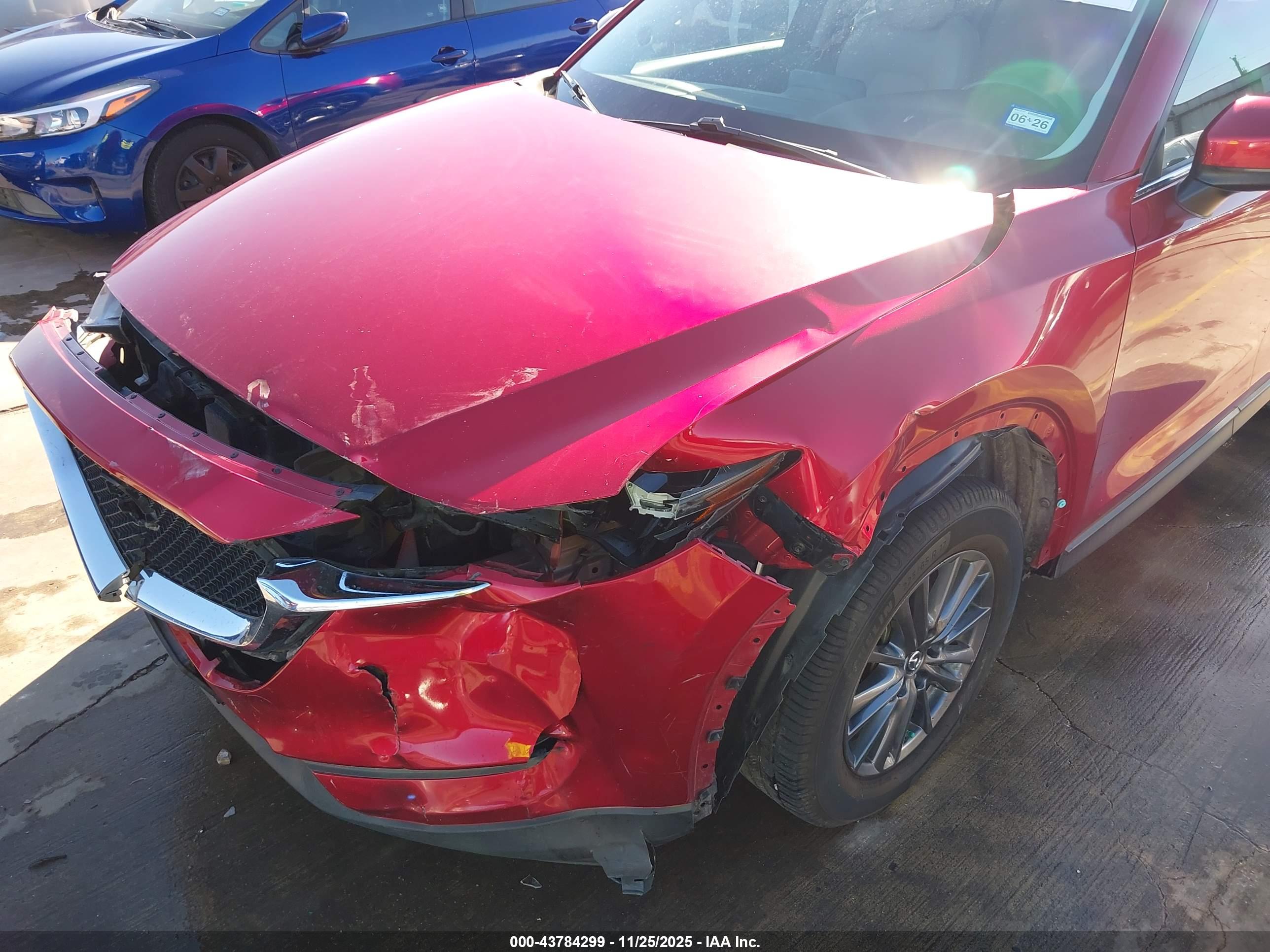 MAZDA CX-5 image 6