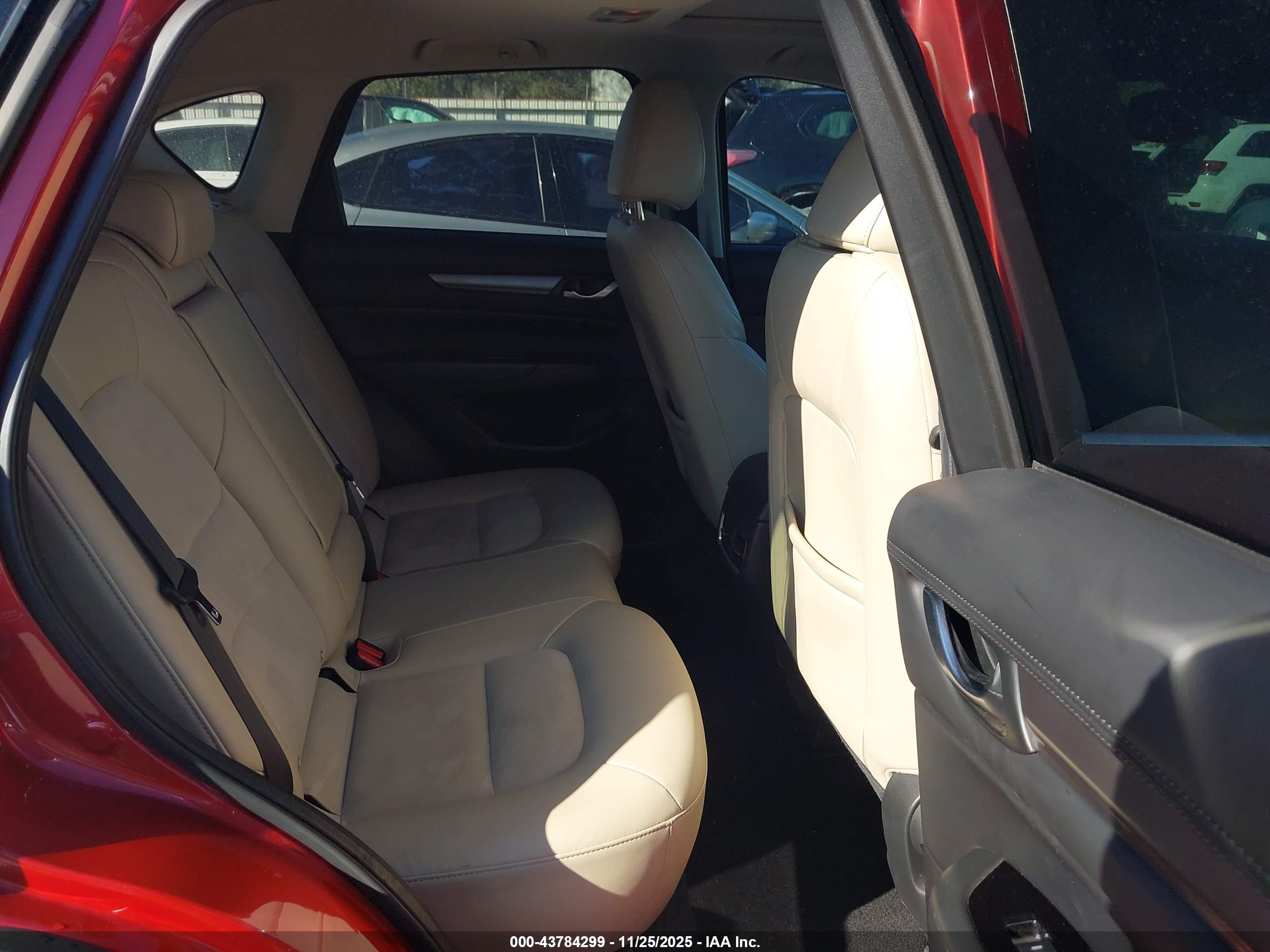 MAZDA CX-5 image 8