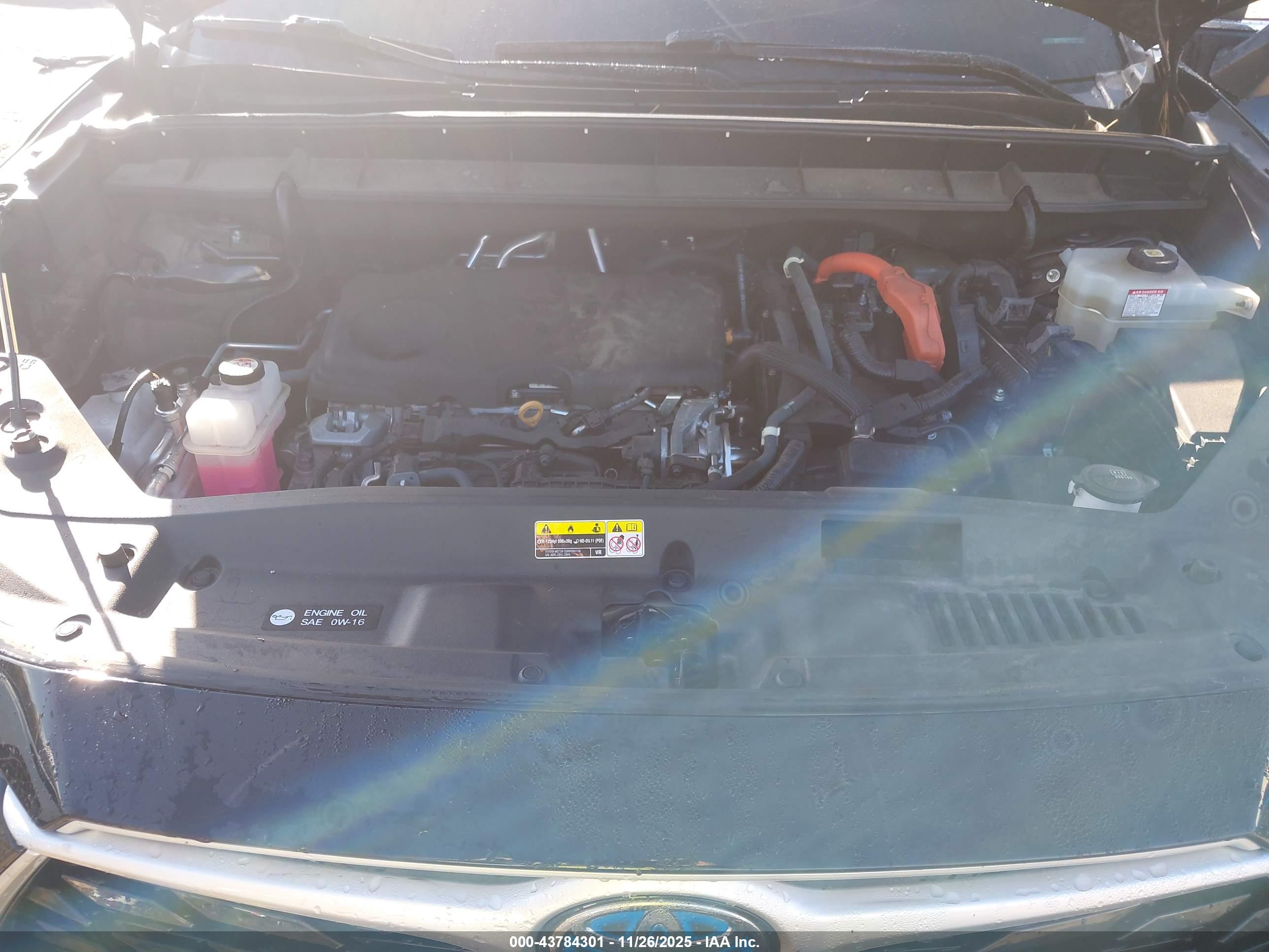 TOYOTA HIGHLANDER image 10
