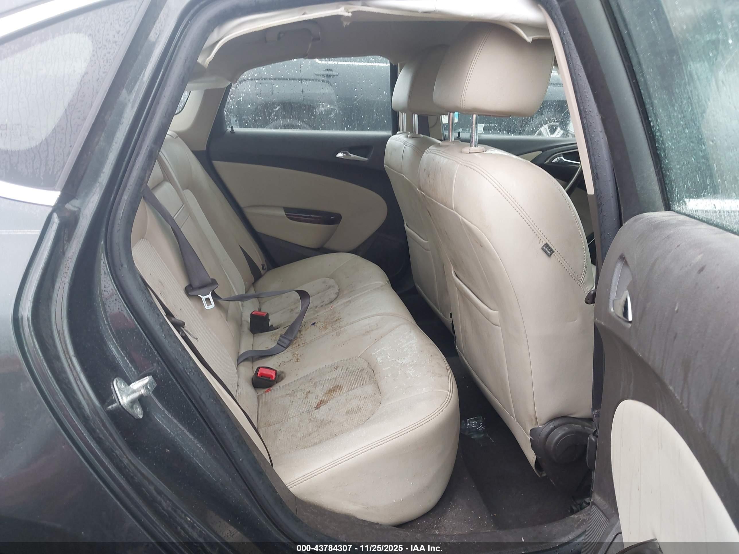 BUICK VERANO image 8