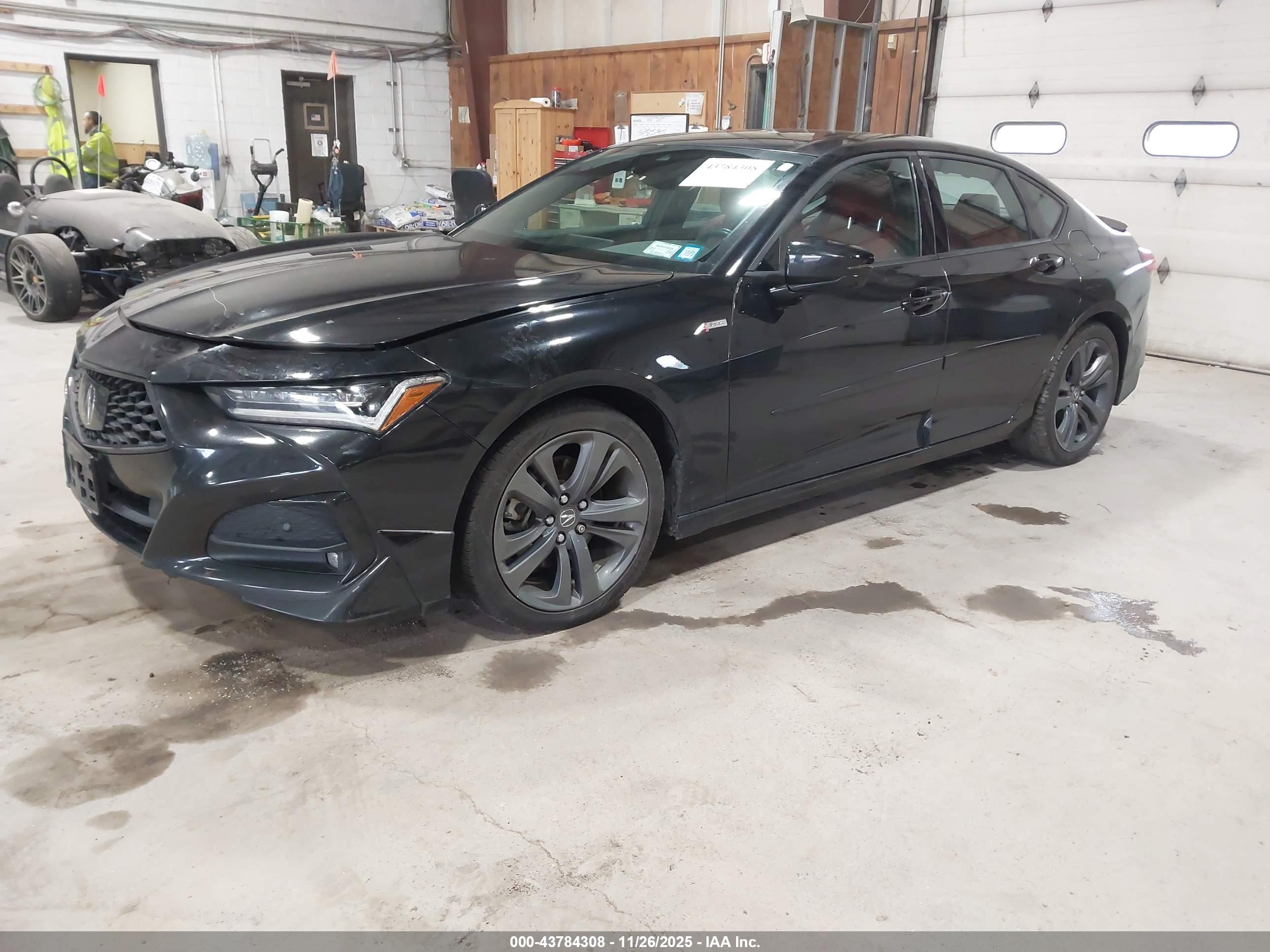 ACURA TLX image 2