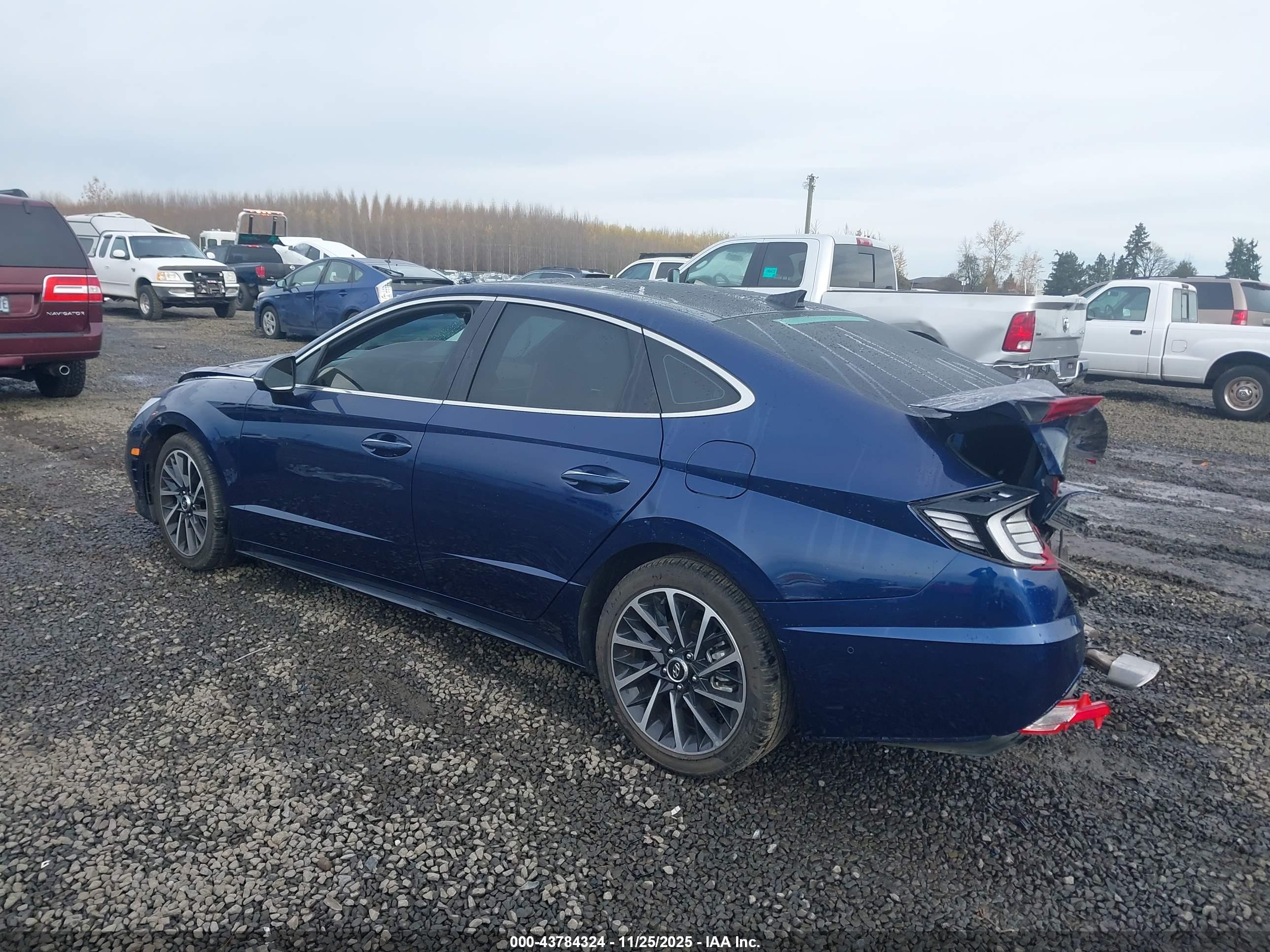 HYUNDAI SONATA image 3