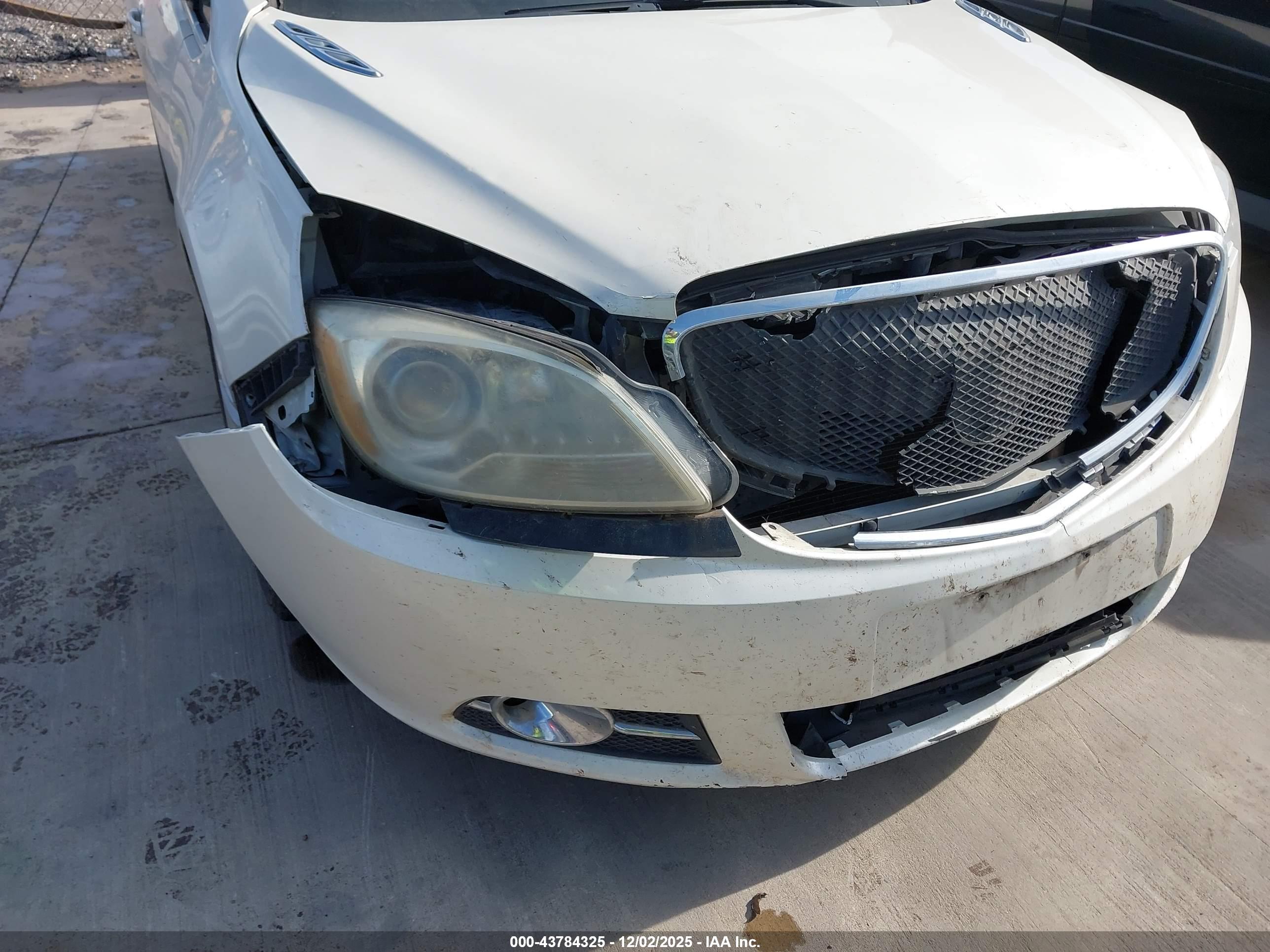 BUICK VERANO image 6