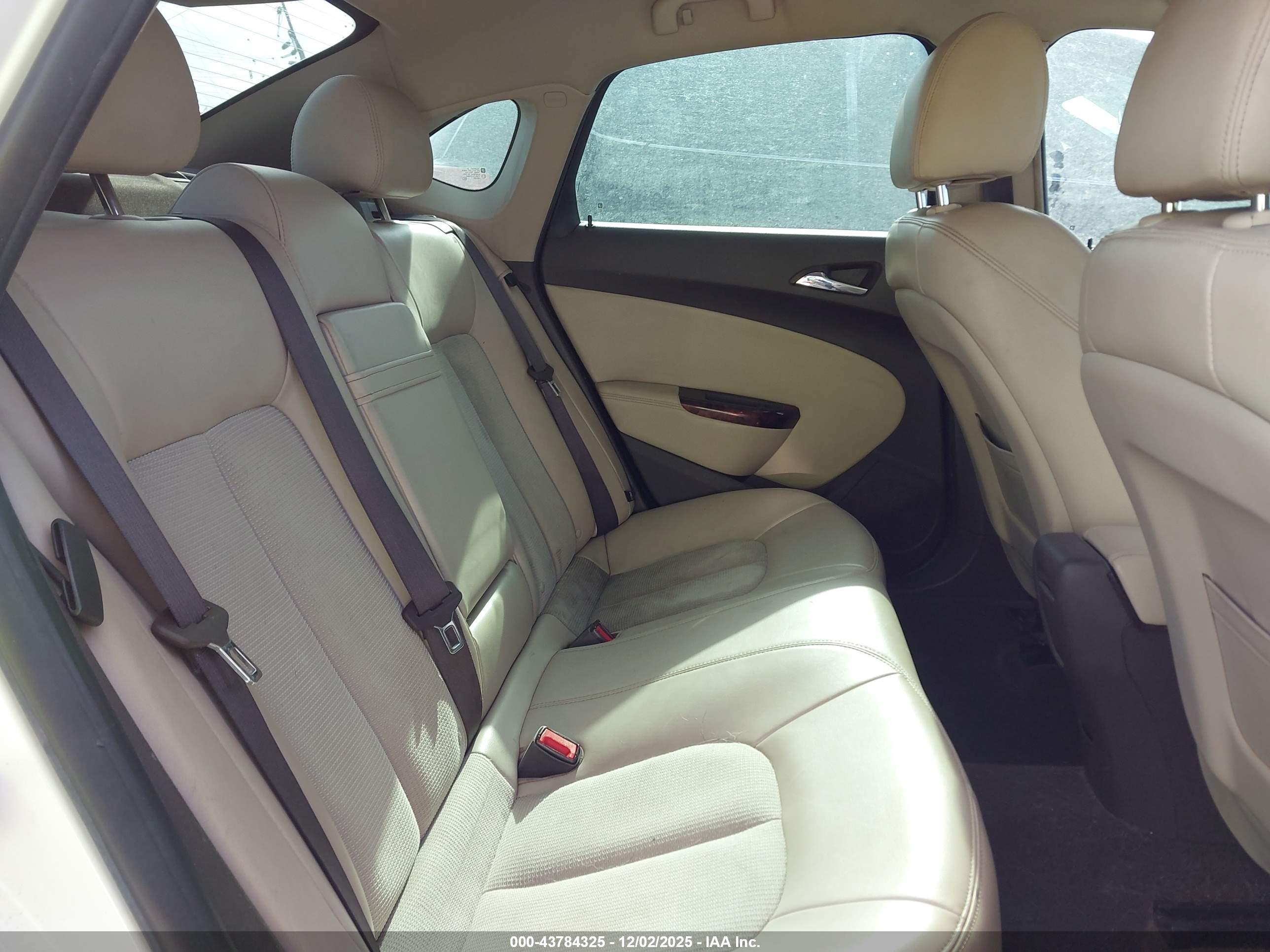 BUICK VERANO image 8
