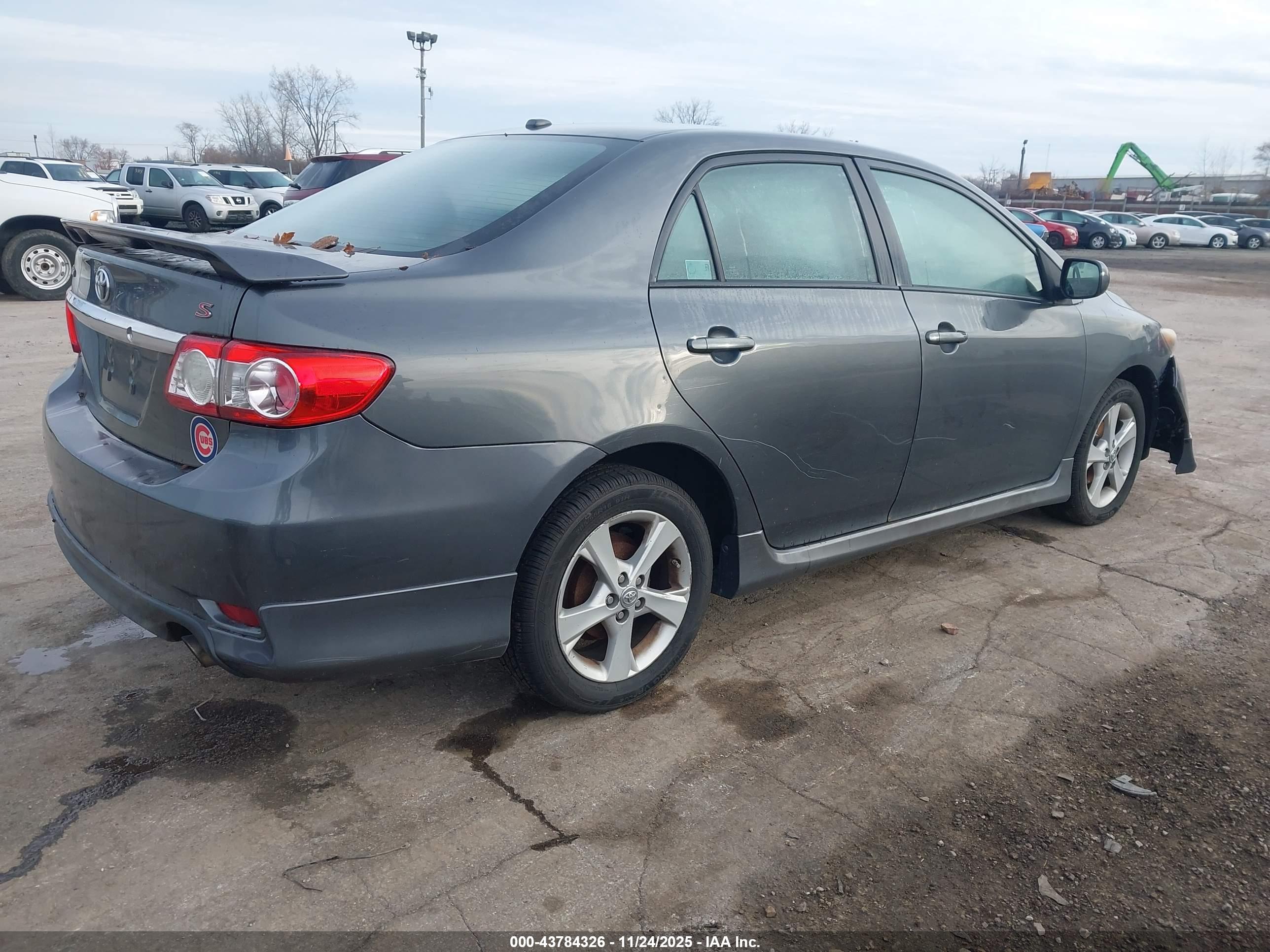 TOYOTA COROLLA image 4