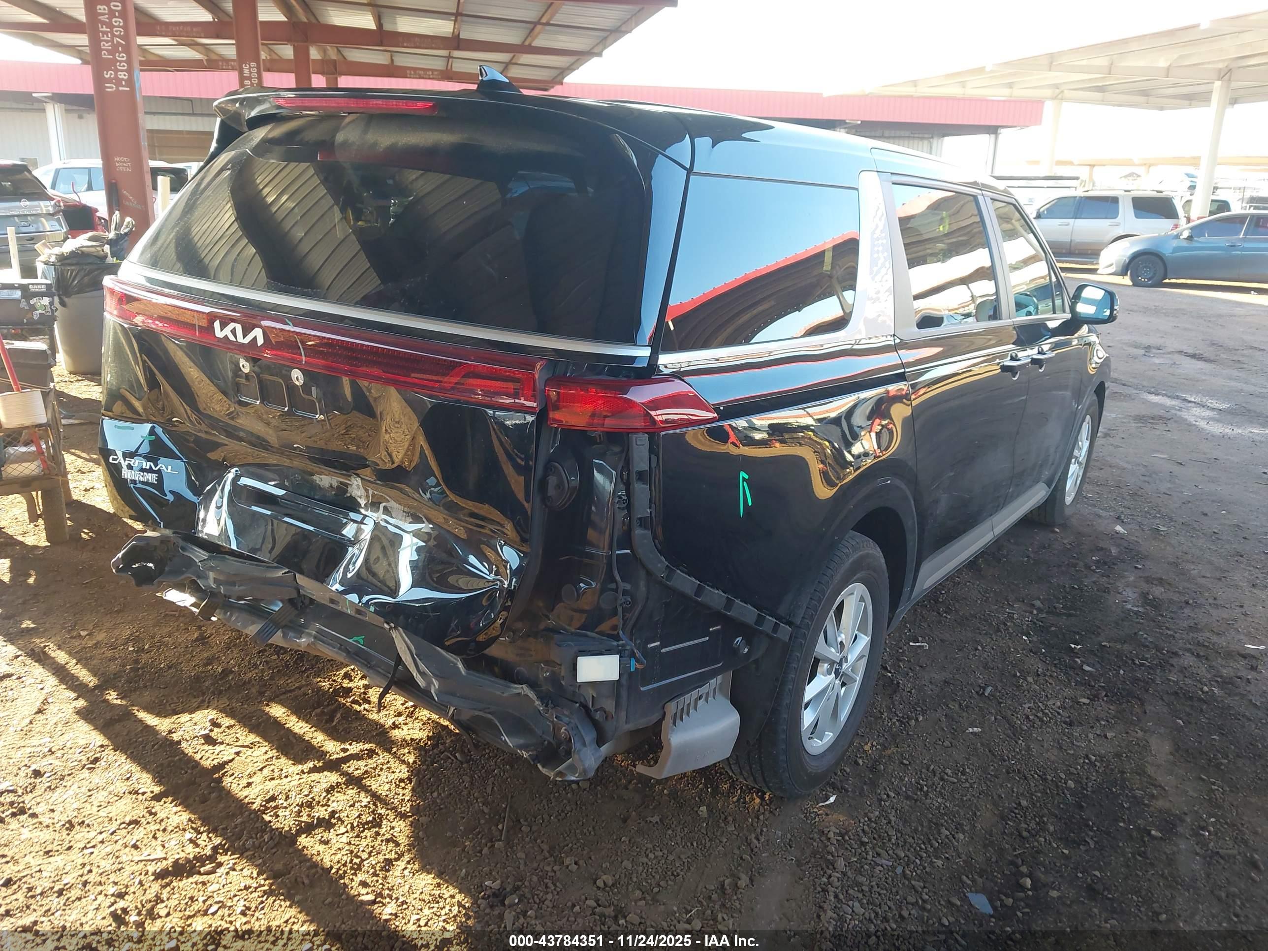 KIA CARNIVAL image 4